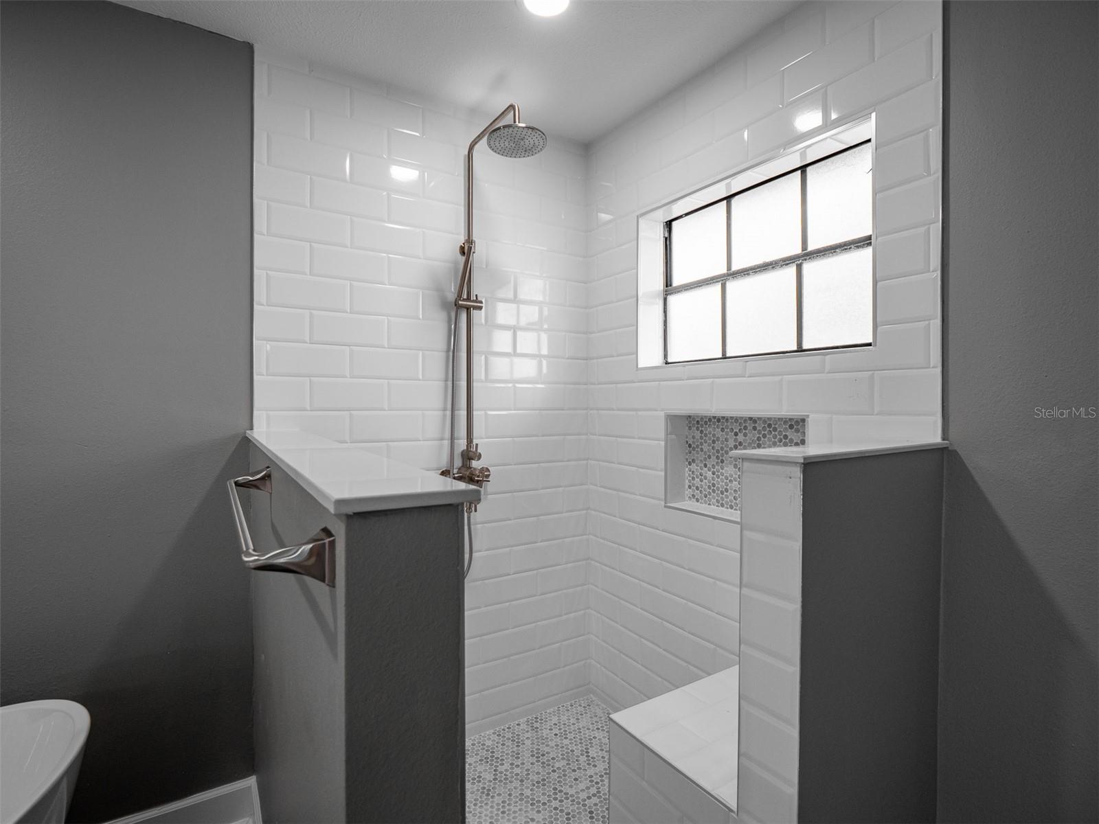 4110 N RIVER VIEW AVE — photo 16