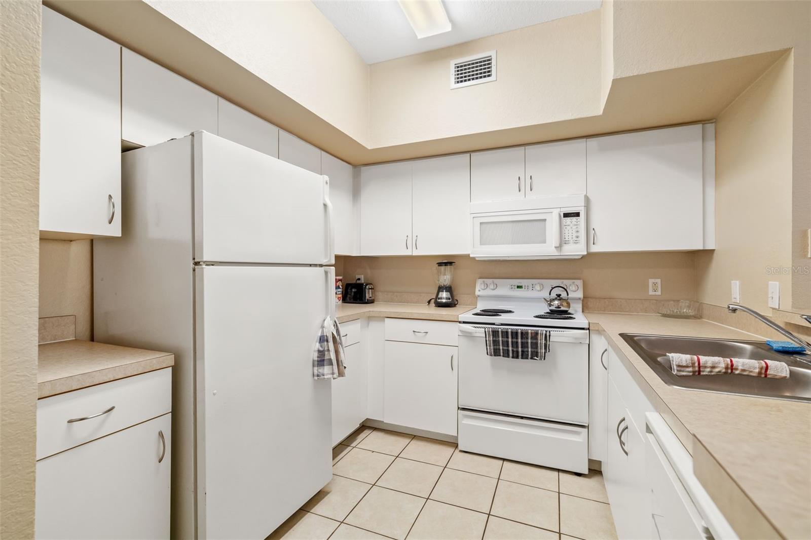 4142 CENTRAL SARASOTA PKWY #1415 — photo 14