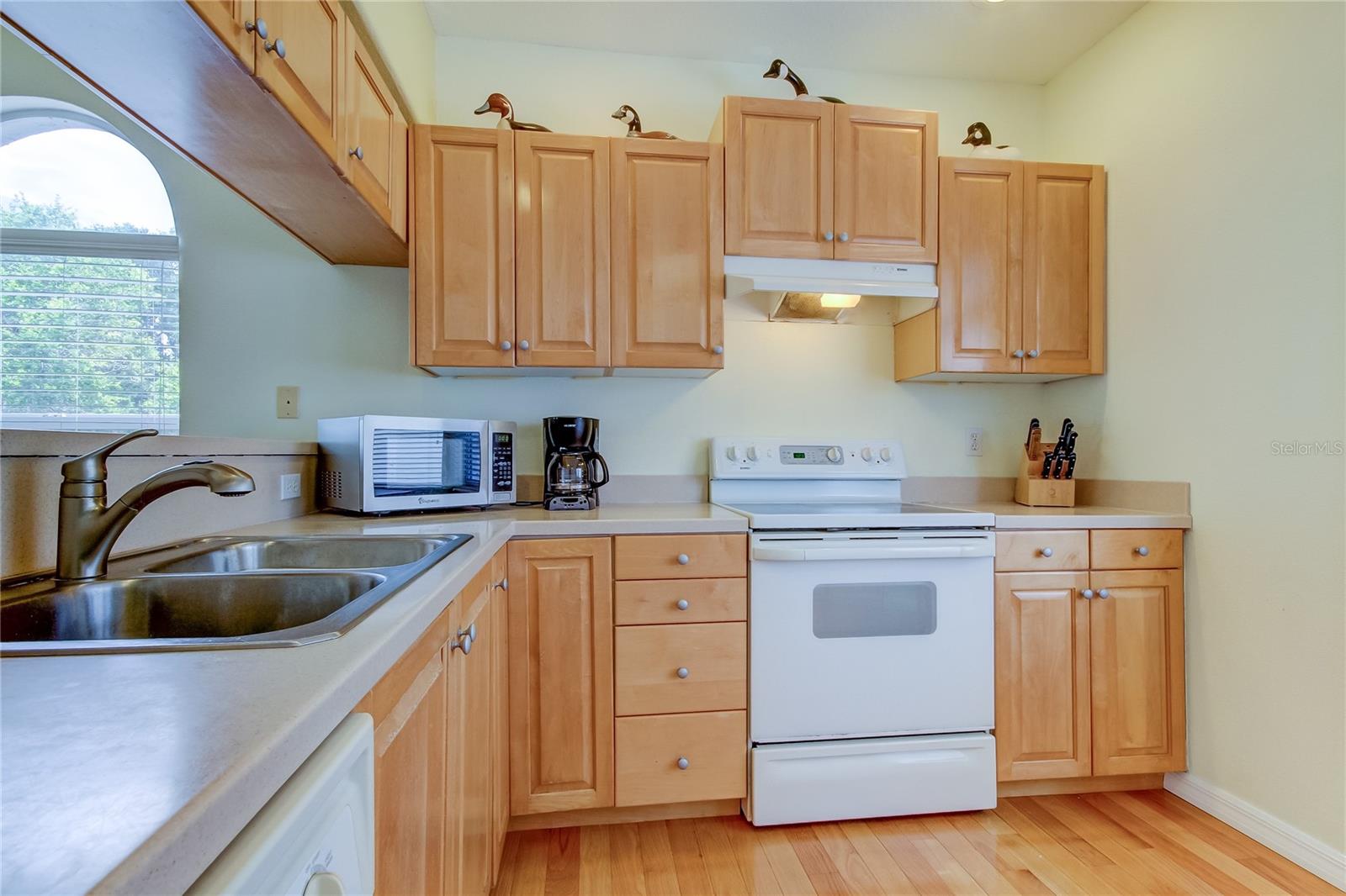 1575 PINELLAS BAYWAY WAY S #1575 — photo 39