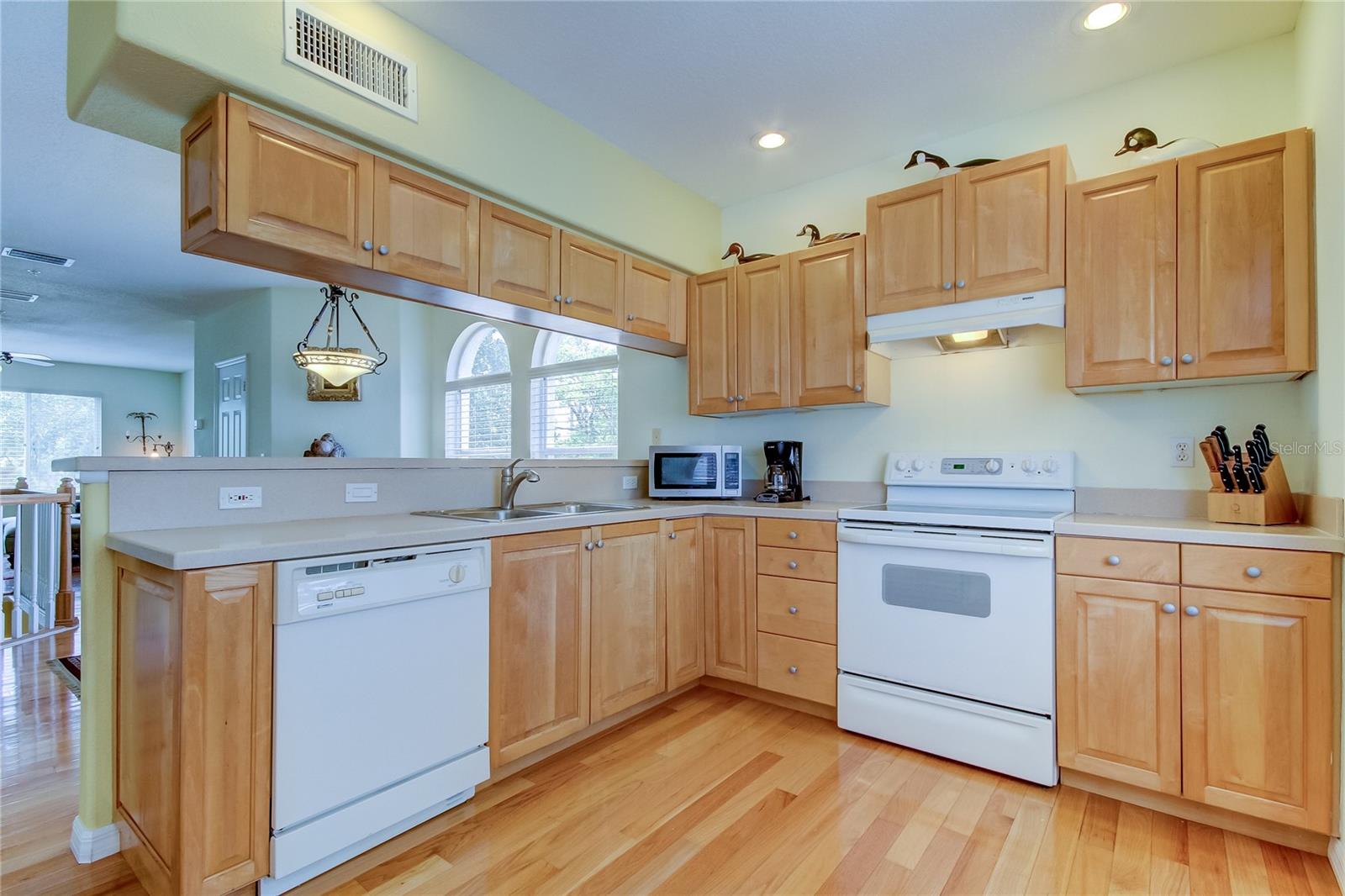 1575 PINELLAS BAYWAY WAY S #1575 — photo 40