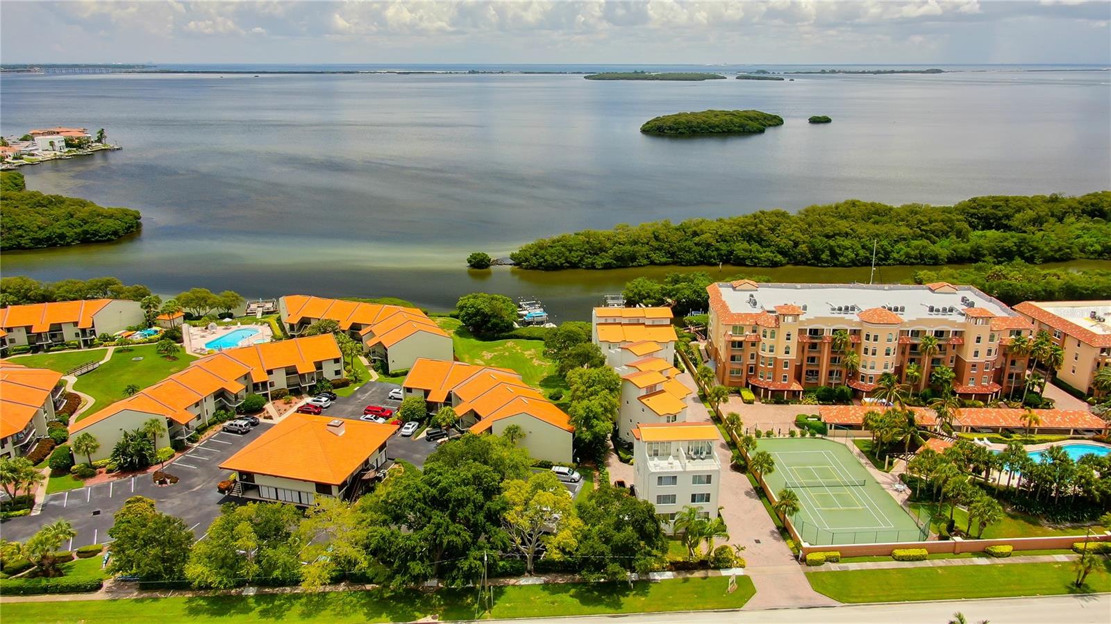 1575 PINELLAS BAYWAY WAY S #1575 — photo 5