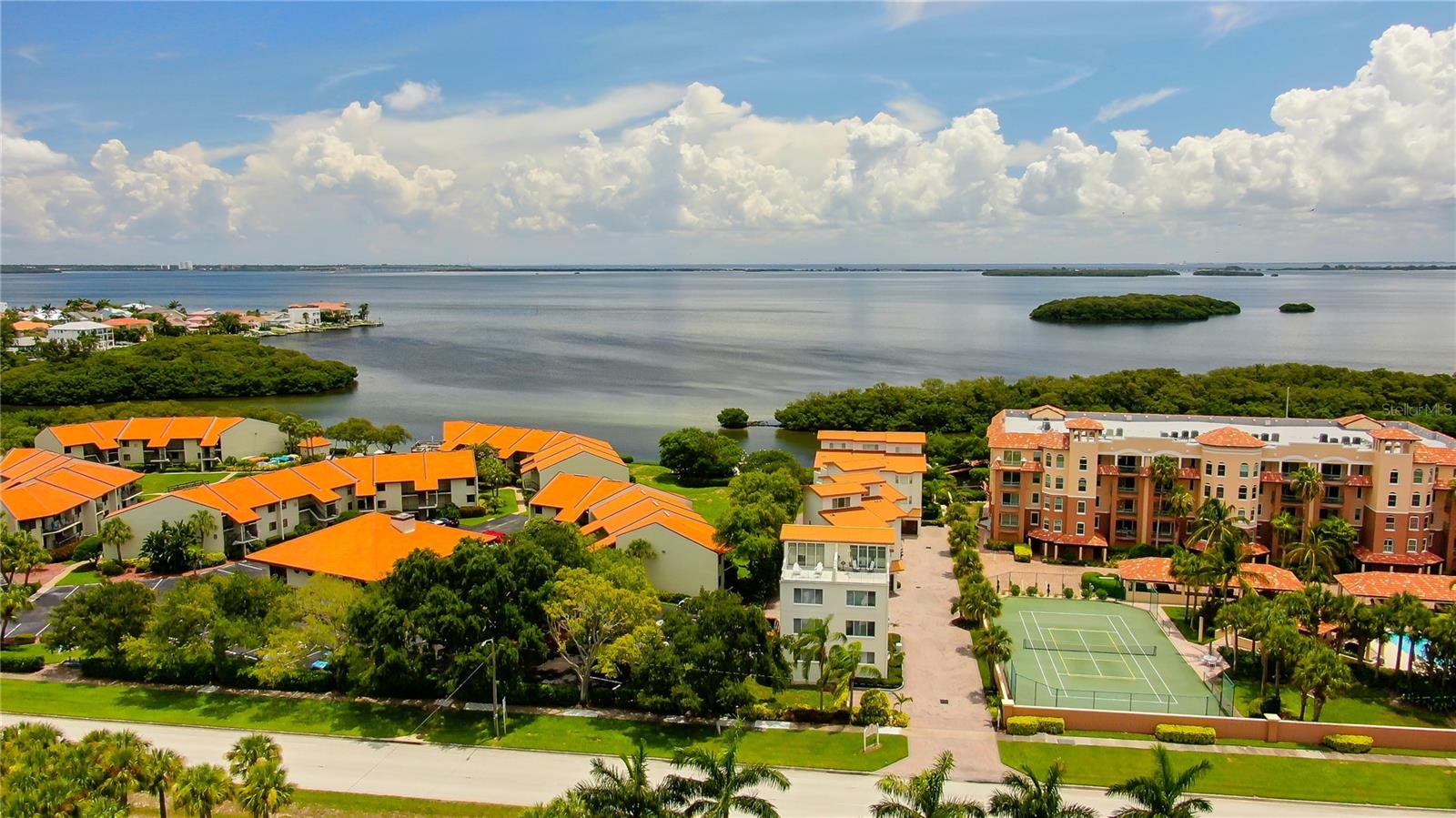 1575 PINELLAS BAYWAY WAY S #1575 — photo 2