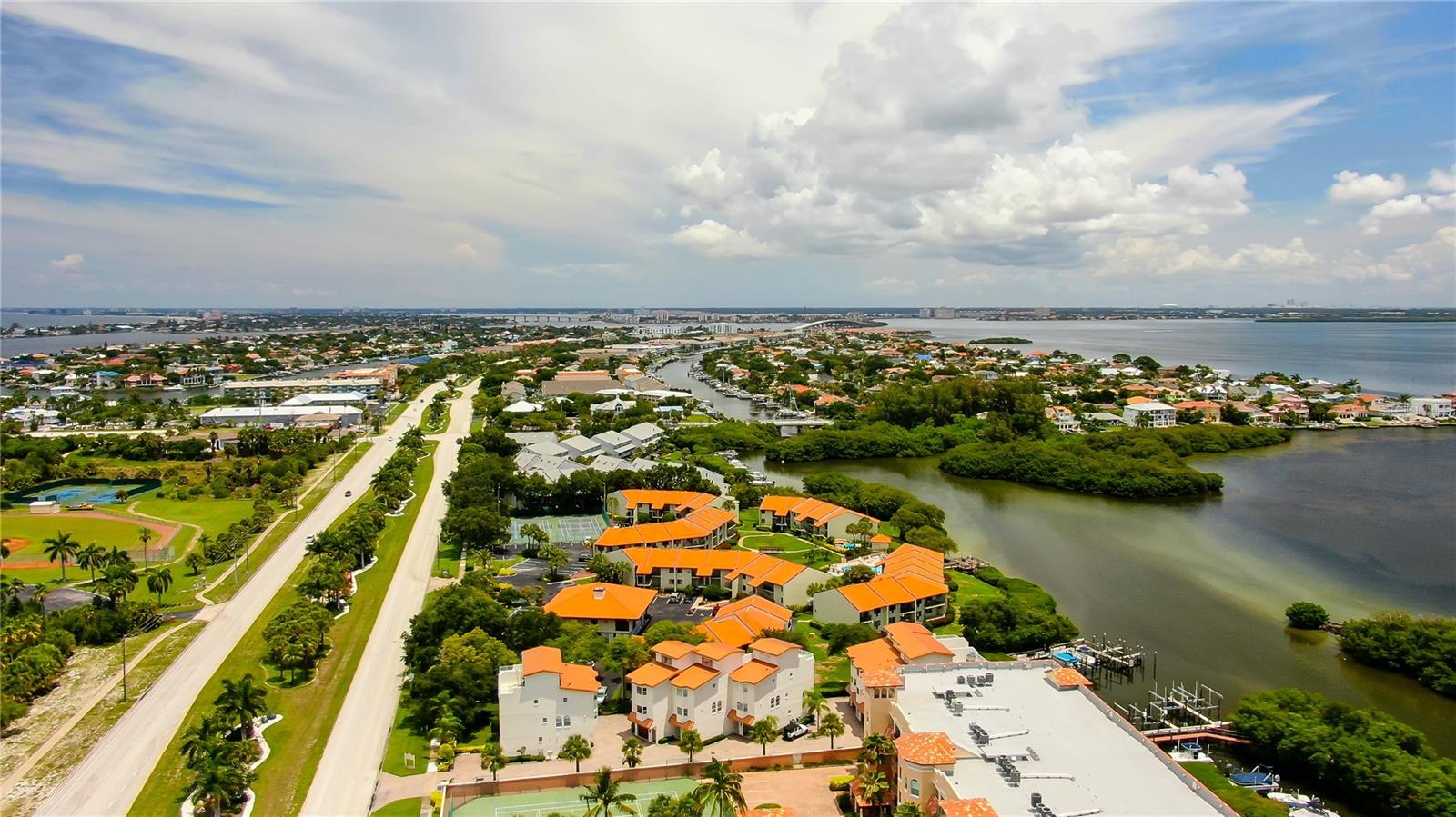 1575 PINELLAS BAYWAY WAY S #1575 — photo 8