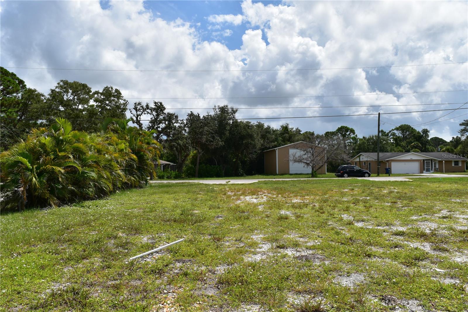 2450 ALAMANDER AVE — photo 12