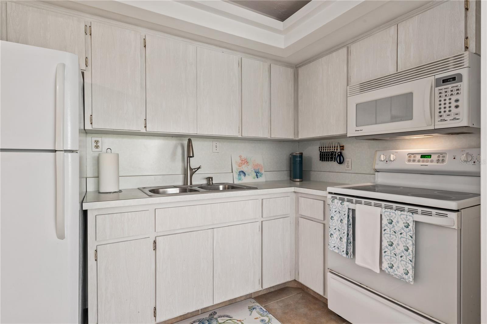 6005 MIDNIGHT PASS RD #N13 — photo 16