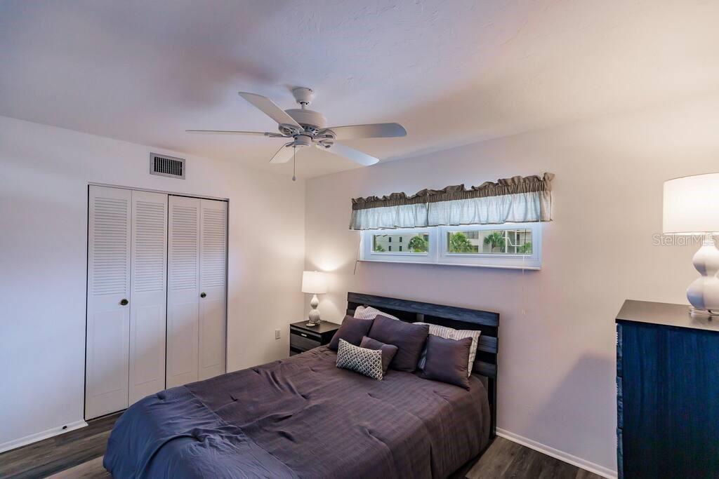 1250 N PORTOFINO DR #302 — photo 15