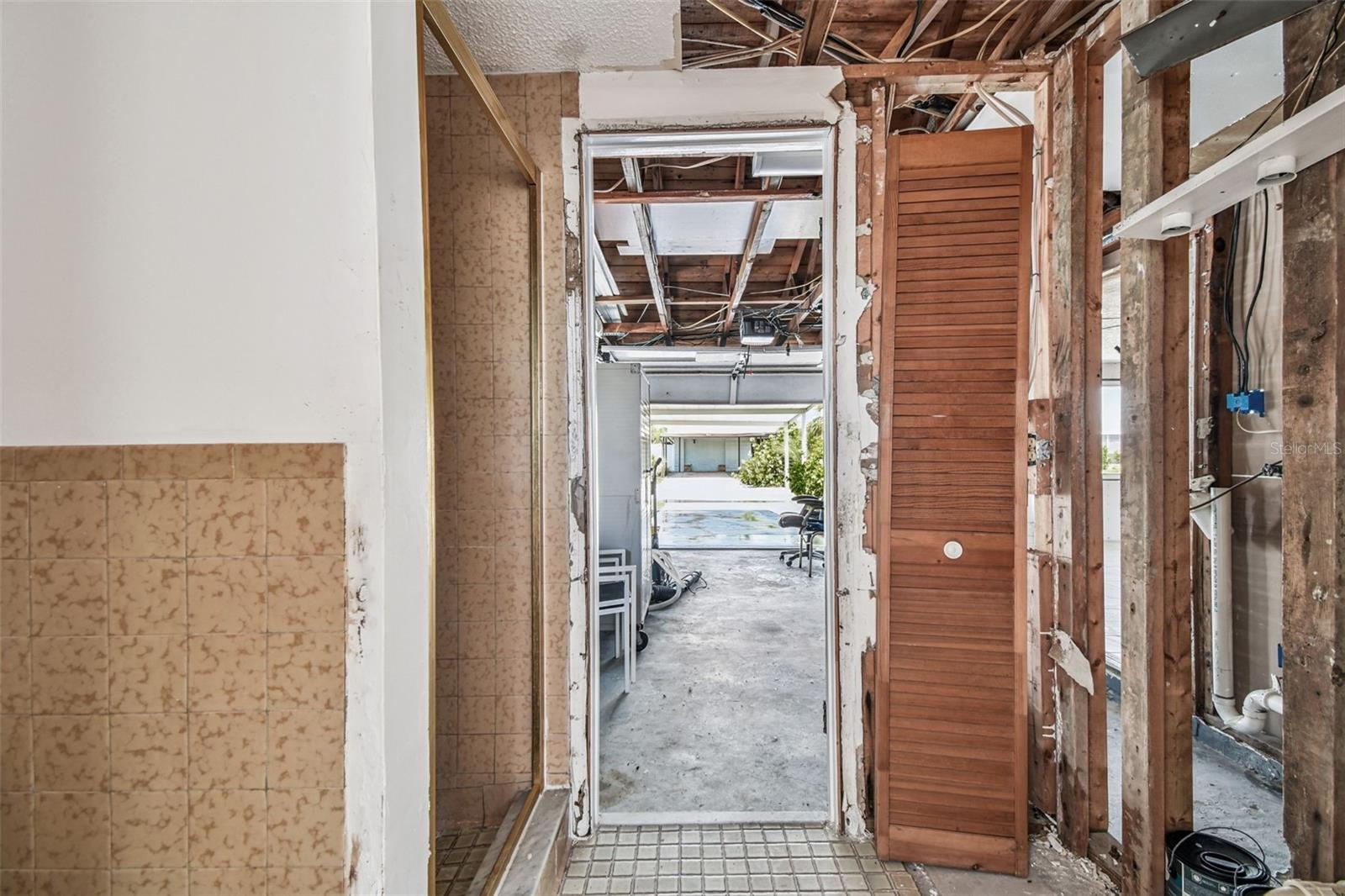 13603 ALLYN DR — photo 38