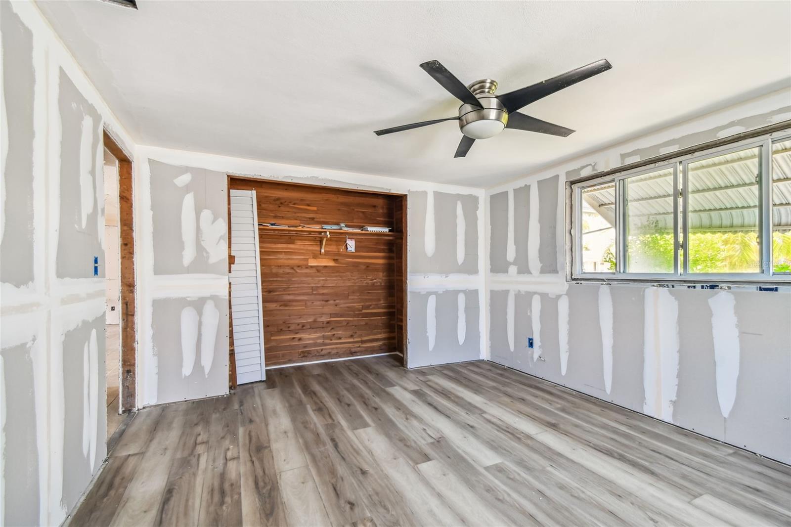 13603 ALLYN DR — photo 28