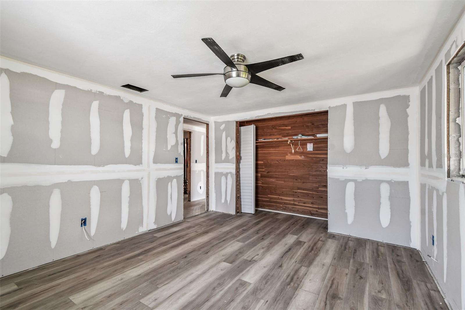 13603 ALLYN DR — photo 27