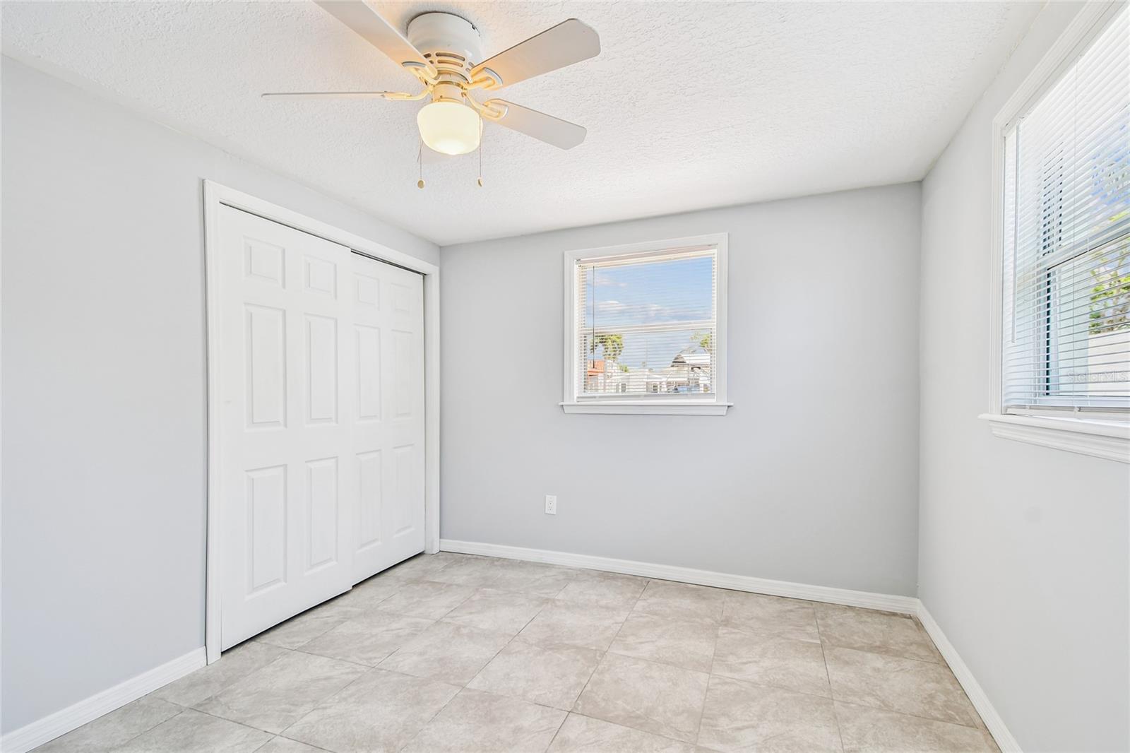 13606 ALLYN DR — photo 24