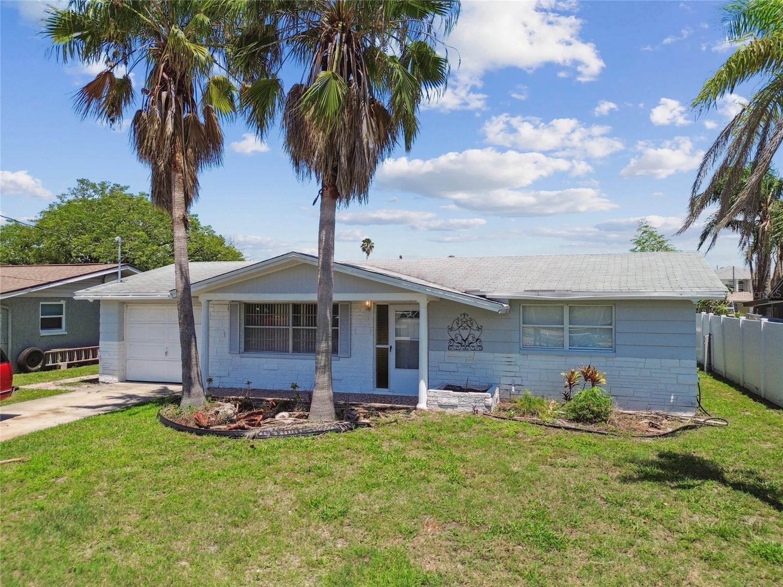 13606 ALLYN DR — photo 45