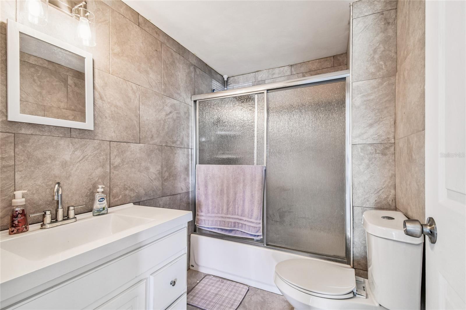13606 ALLYN DR — photo 27