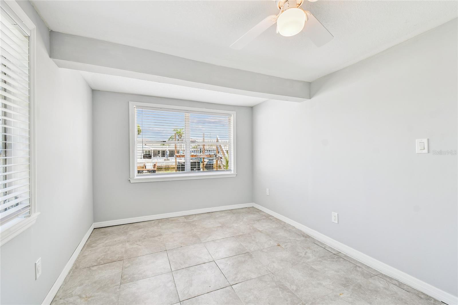 13606 ALLYN DR — photo 34