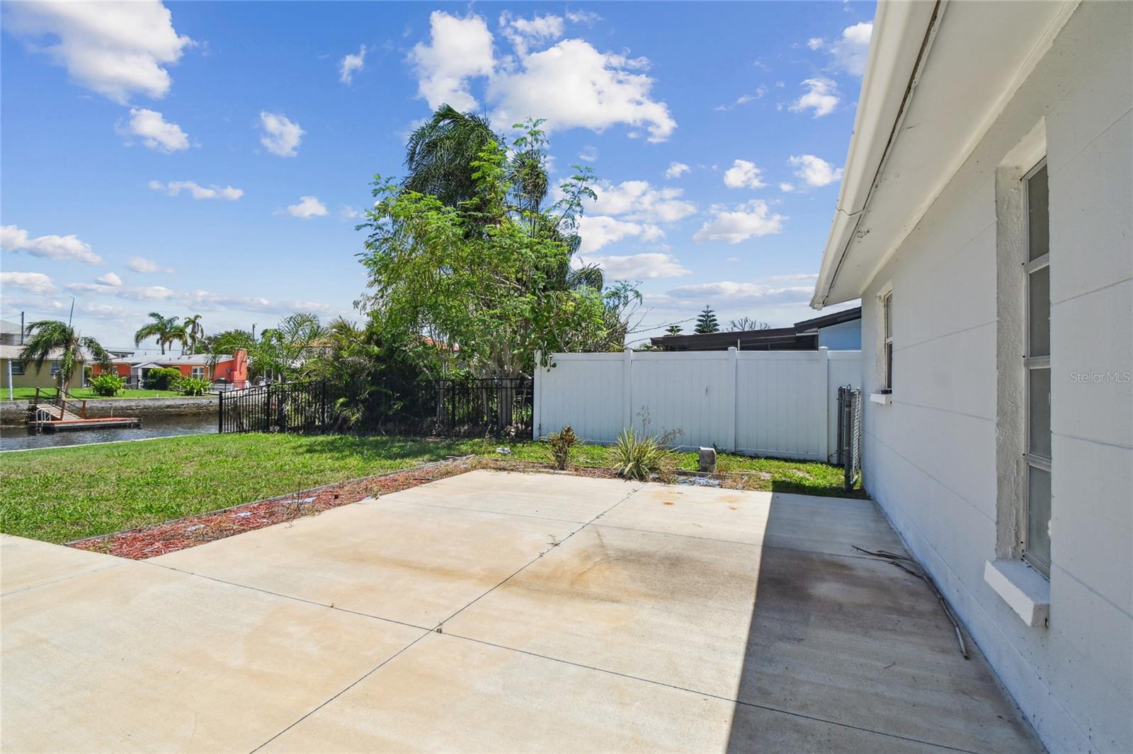 13606 ALLYN DR — photo 40