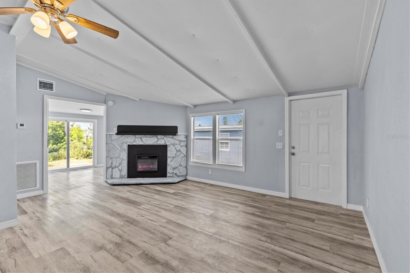13147 CABIN CT — photo 18