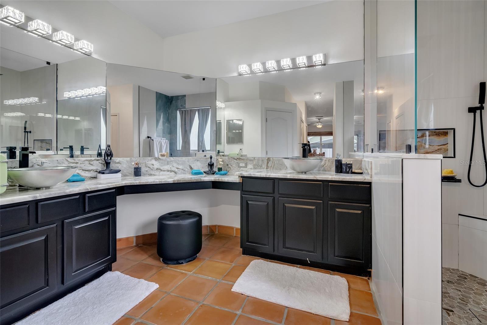 10327 MEADOW CROSSING DR — photo 16