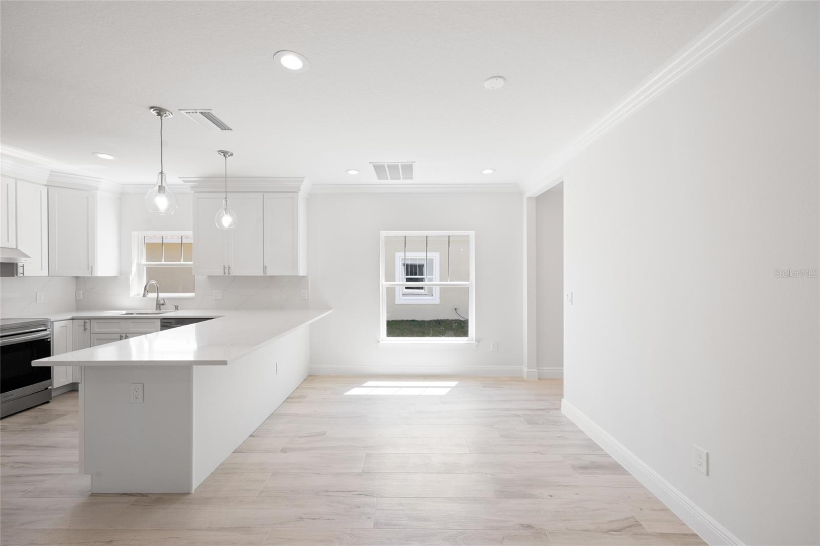 25 EDWARDS ST — photo 12