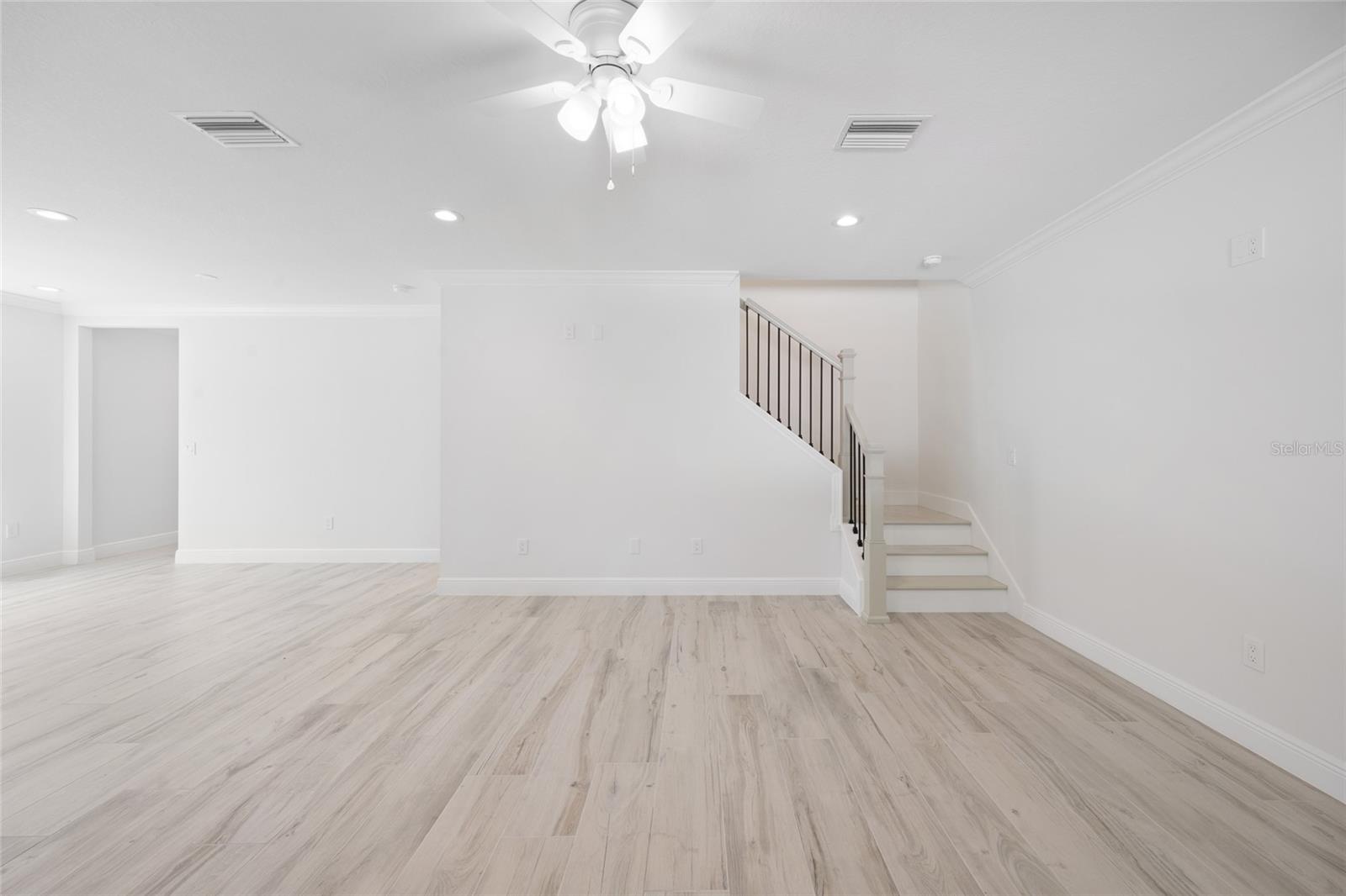 25 EDWARDS ST — photo 8