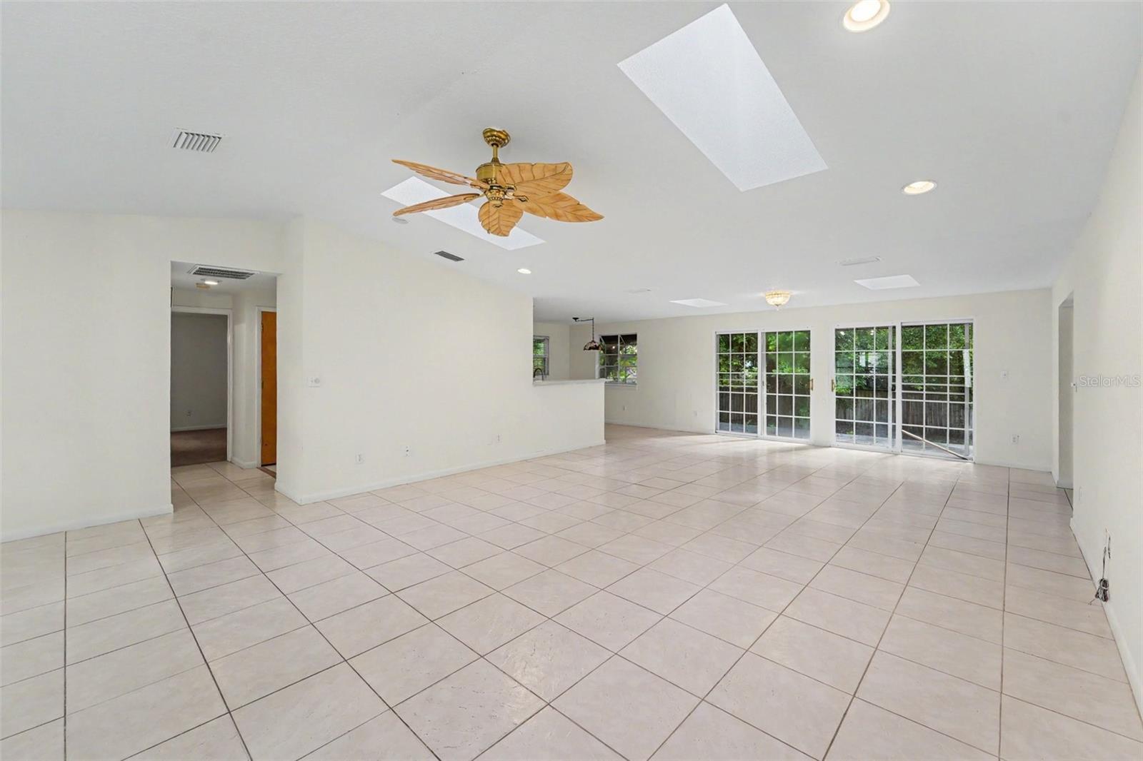 2057 BRENT PL — photo 5