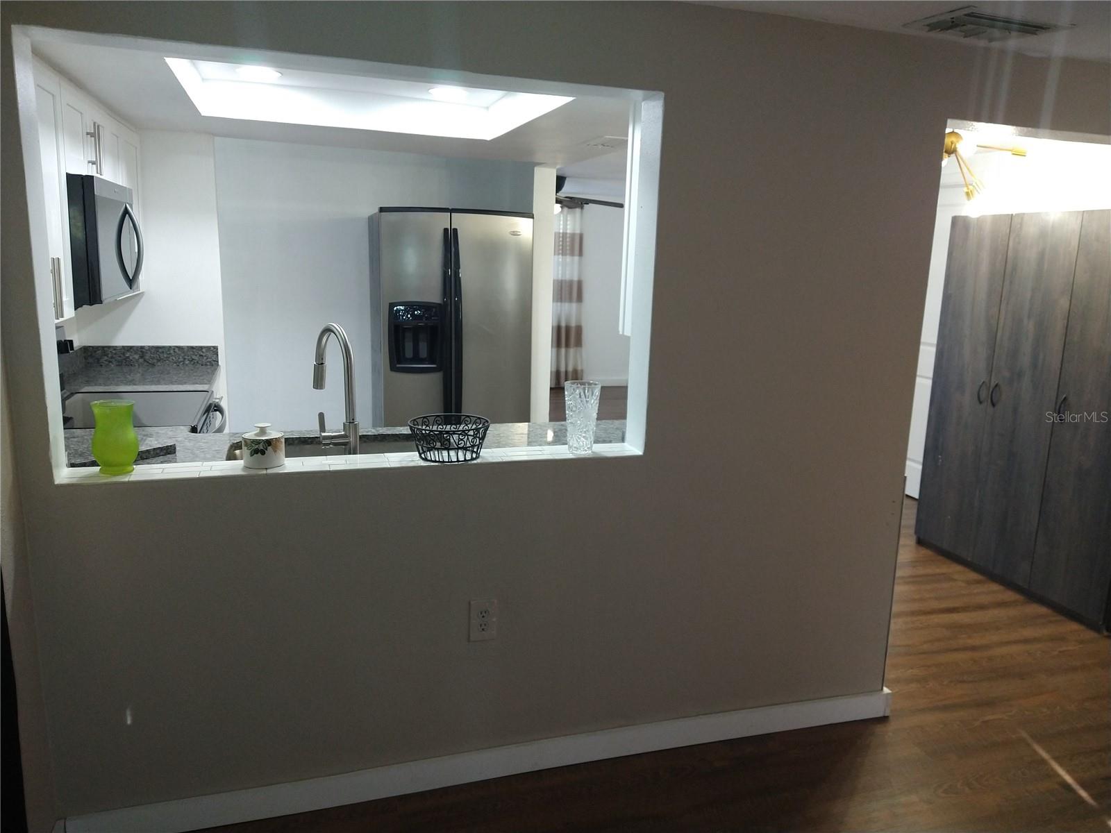 12910 COLLEGE HILL DR — photo 10