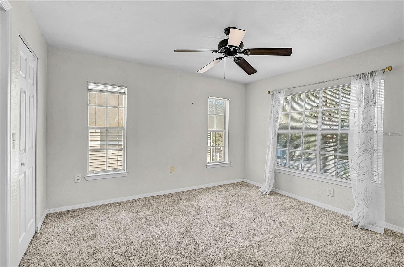 8827 MANOR LOOP #204 — photo 11