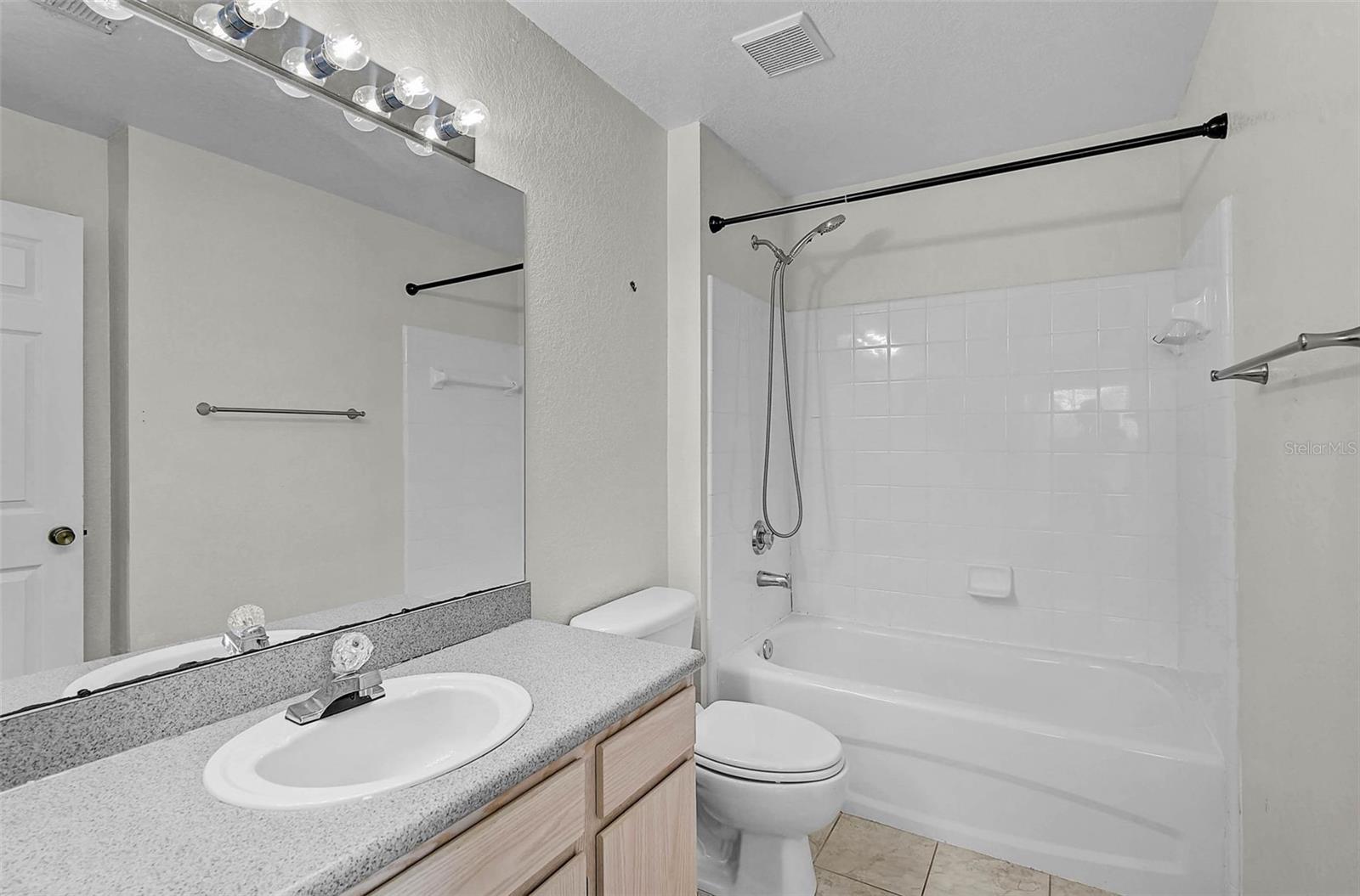 8827 MANOR LOOP #204 — photo 15