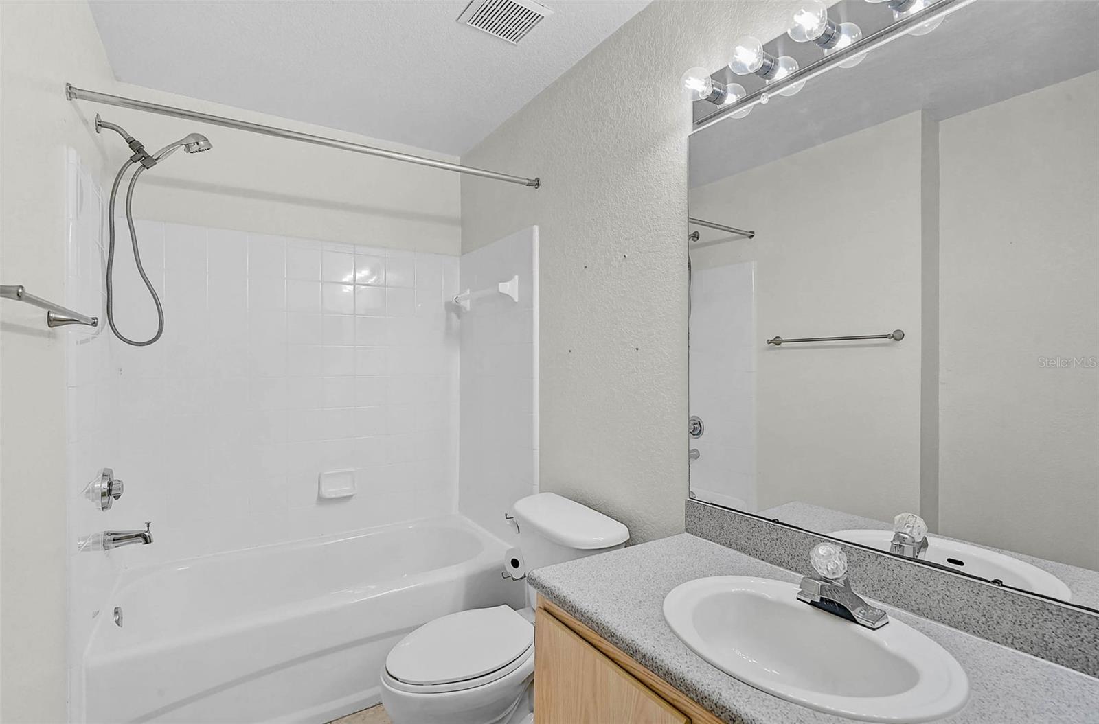 8827 MANOR LOOP #204 — photo 19