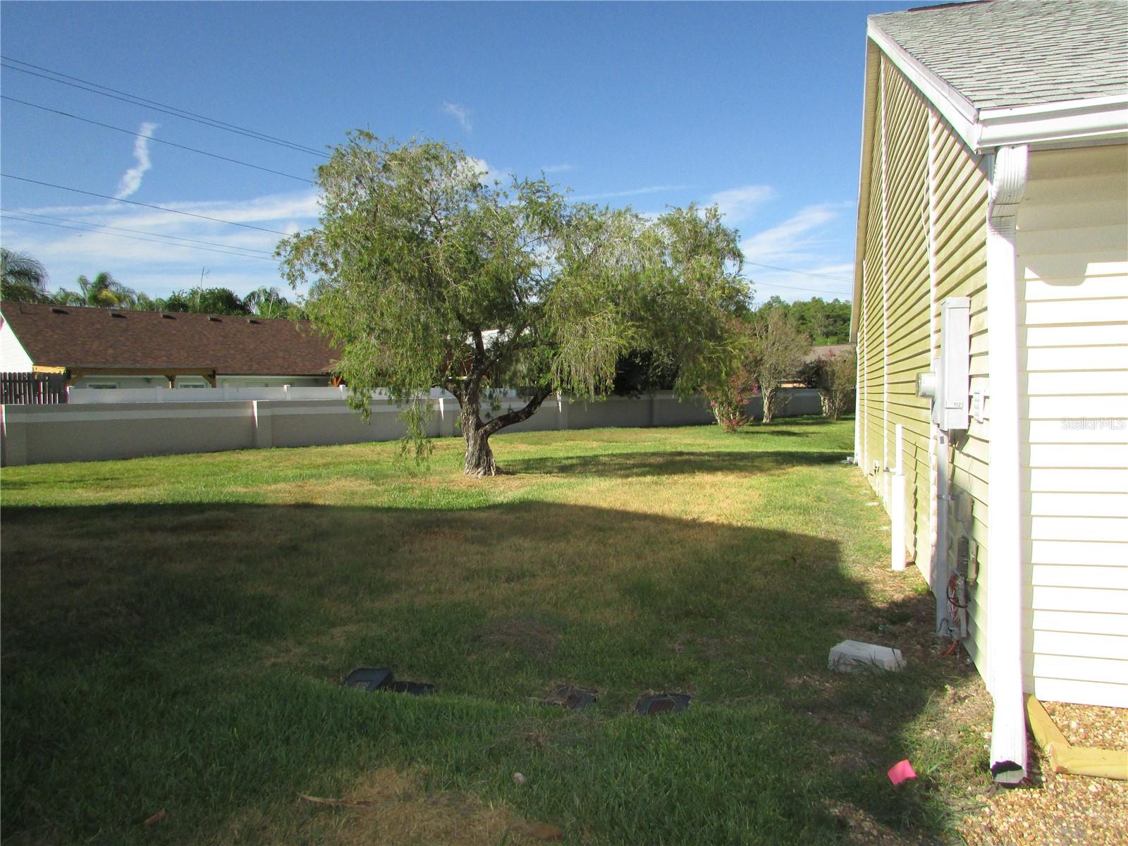 12715 RAEBURN WAY — photo 21