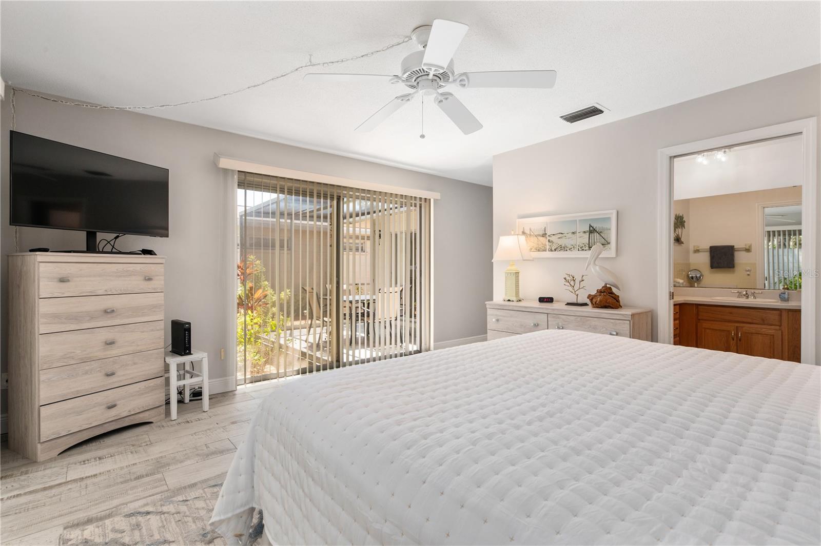 6005 MIDNIGHT PASS RD #S4 — photo 17