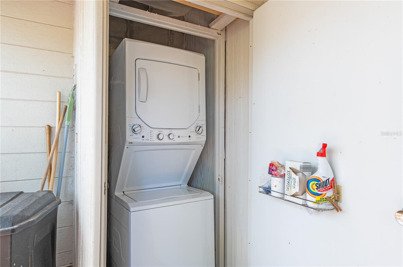 6005 MIDNIGHT PASS RD #S4 — photo 34