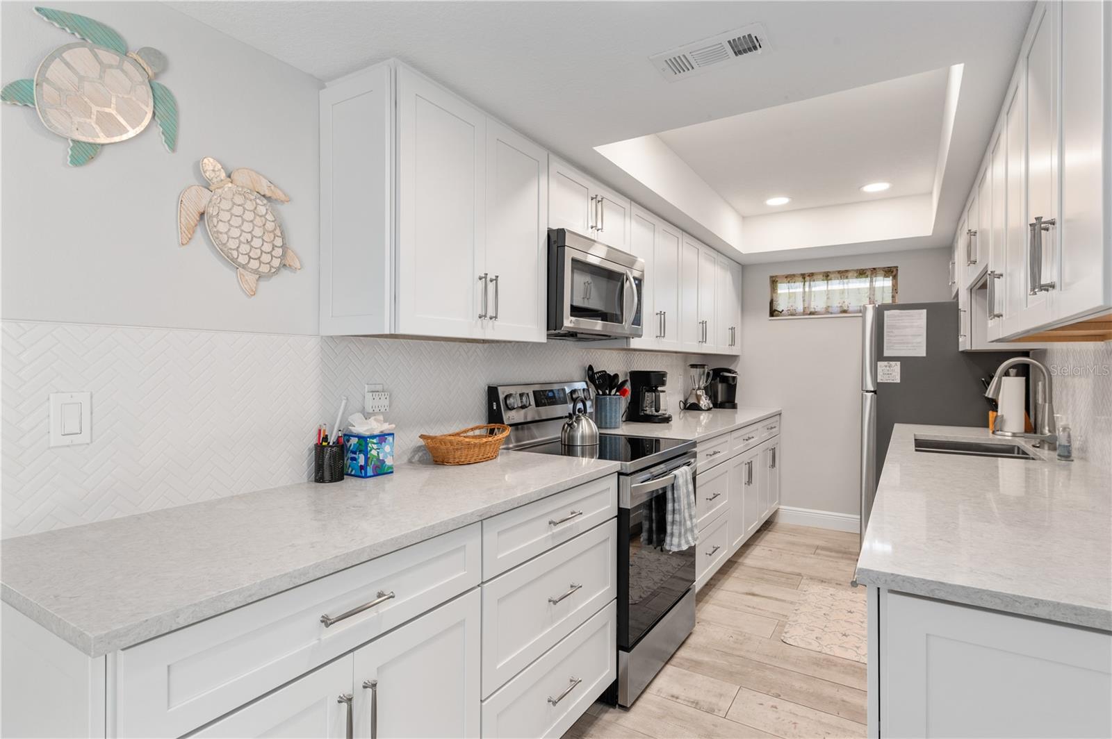 6005 MIDNIGHT PASS RD #S4 — photo 11
