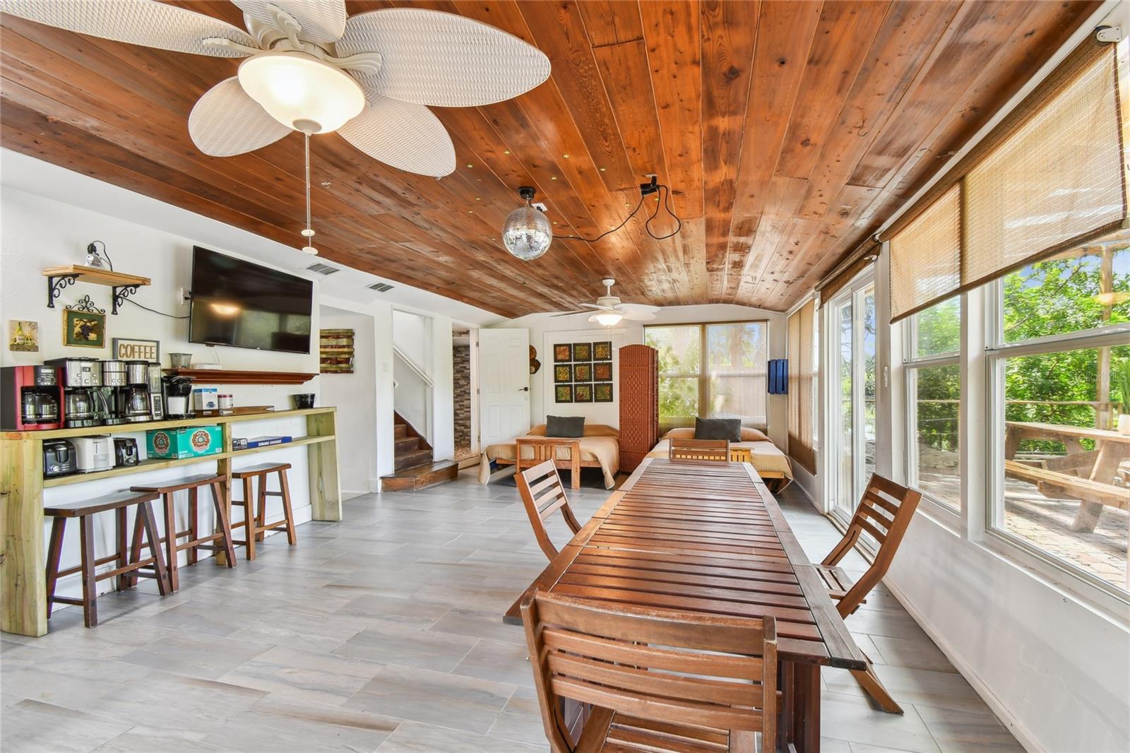 5909 MOHR RD — photo 34