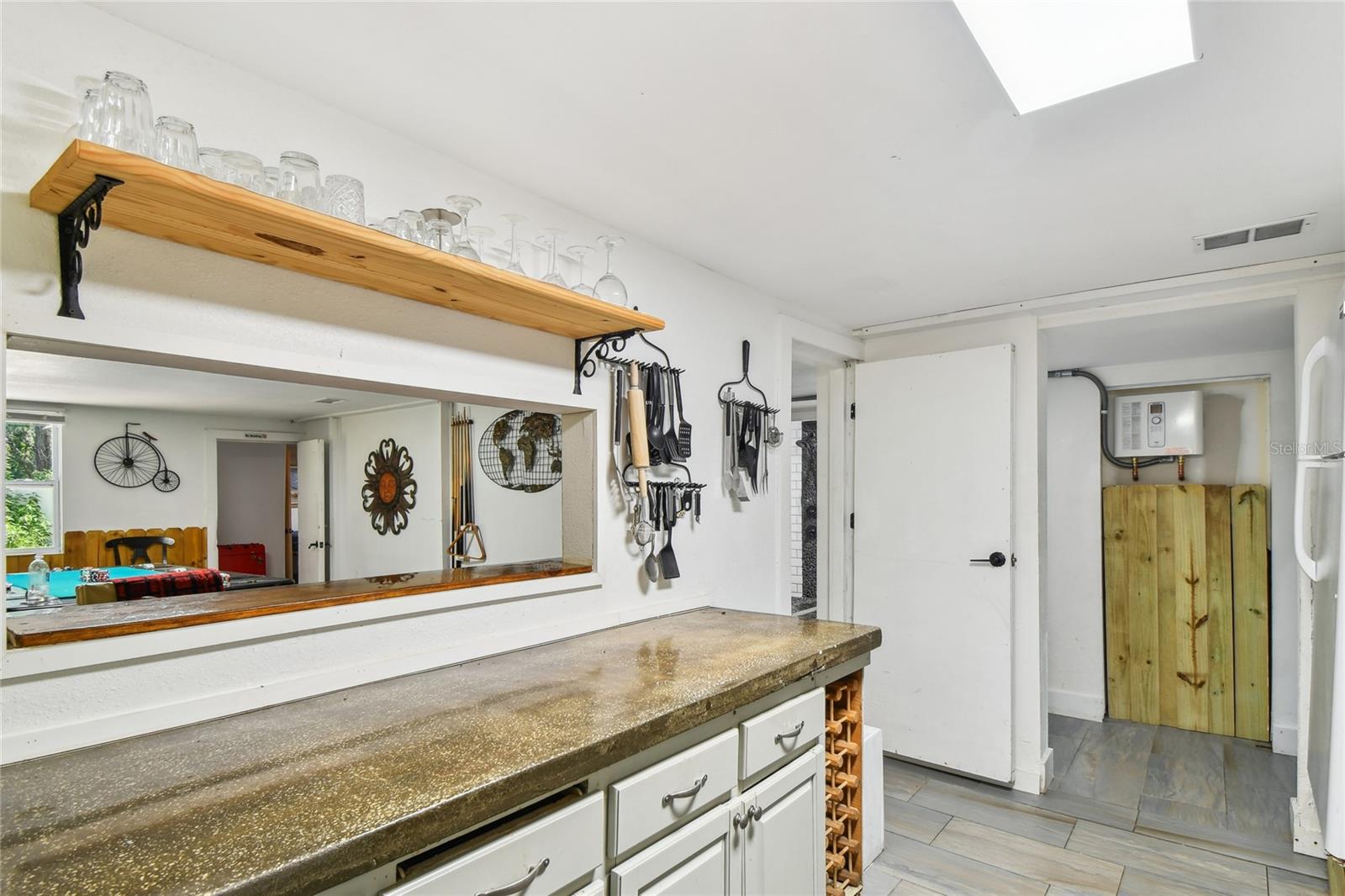5909 MOHR RD — photo 31