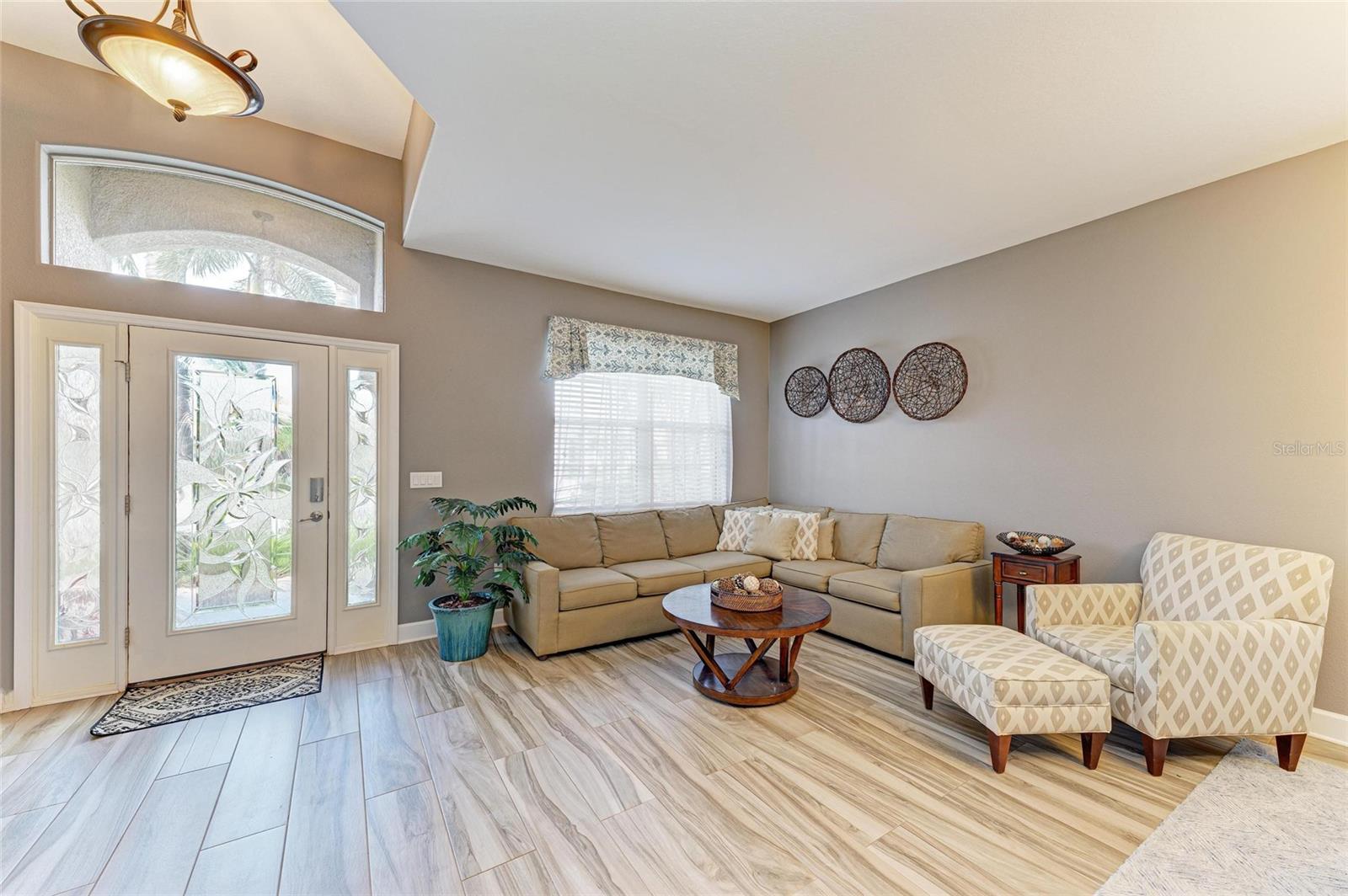 135 RIVER ENCLAVE CT — photo 9