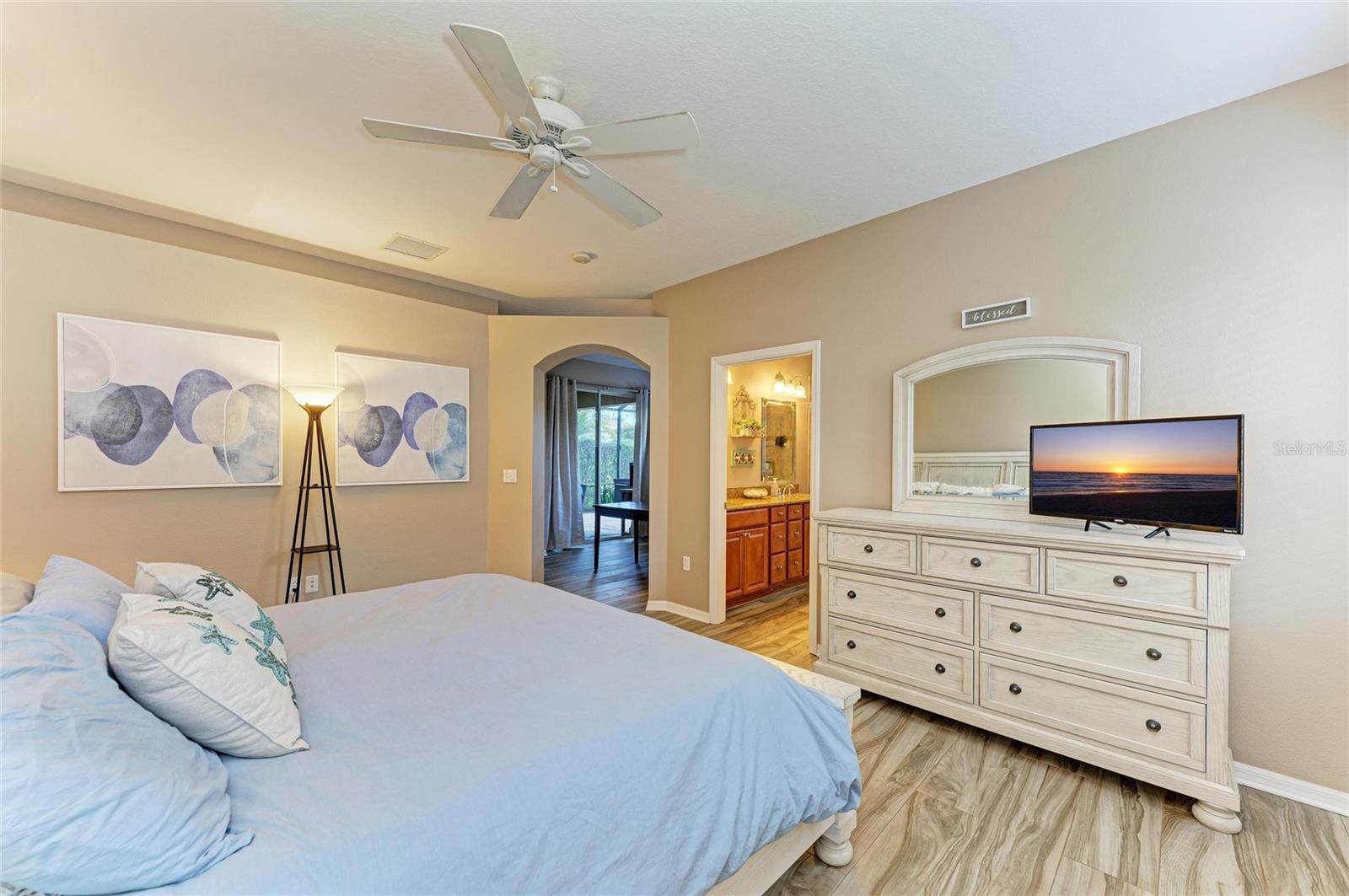 135 RIVER ENCLAVE CT — photo 30