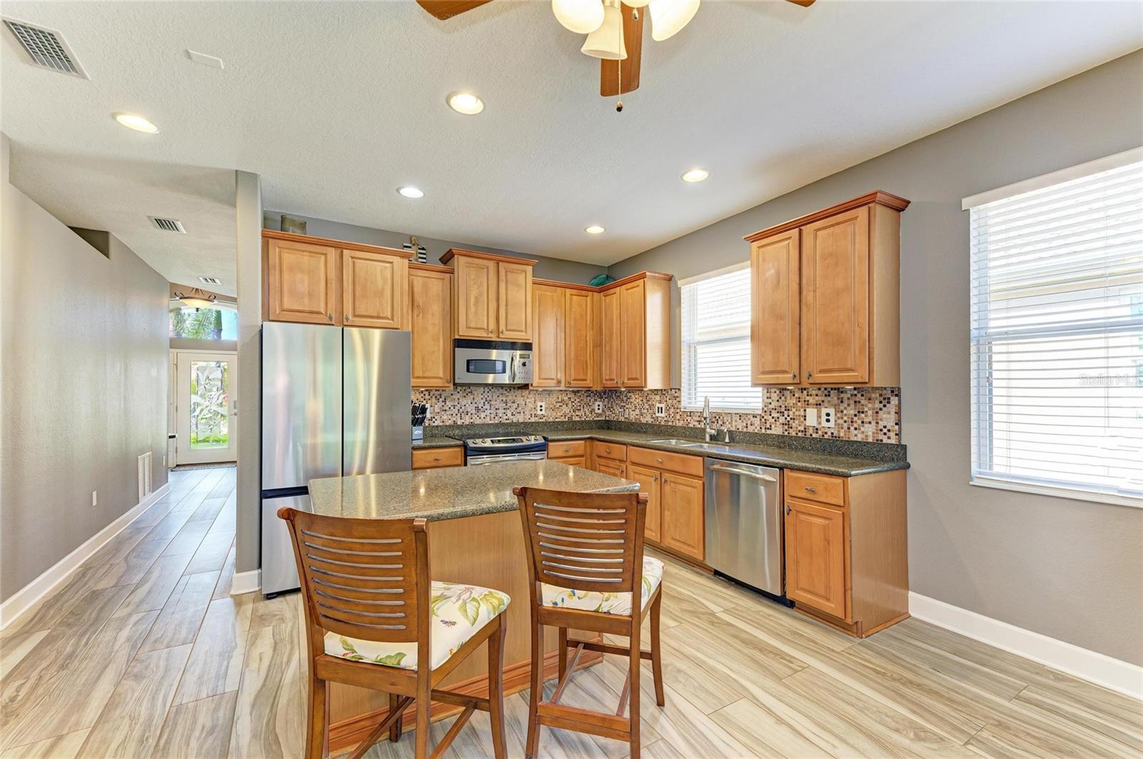 135 RIVER ENCLAVE CT — photo 17