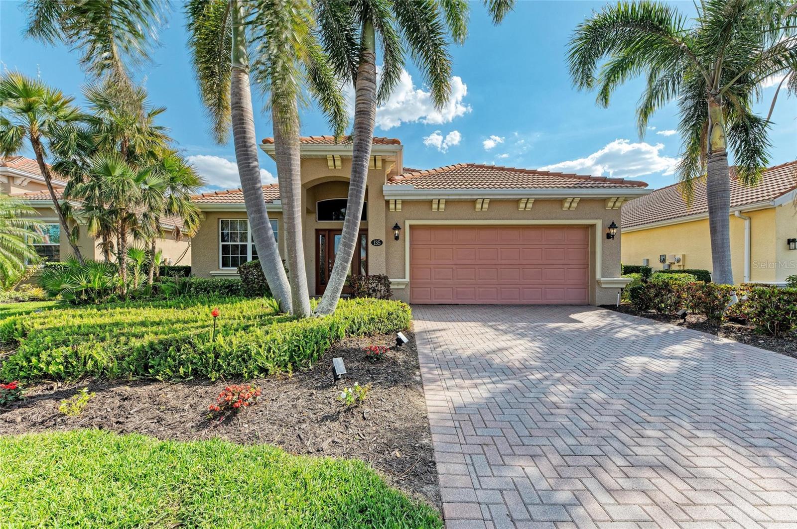 135 RIVER ENCLAVE CT — photo 2