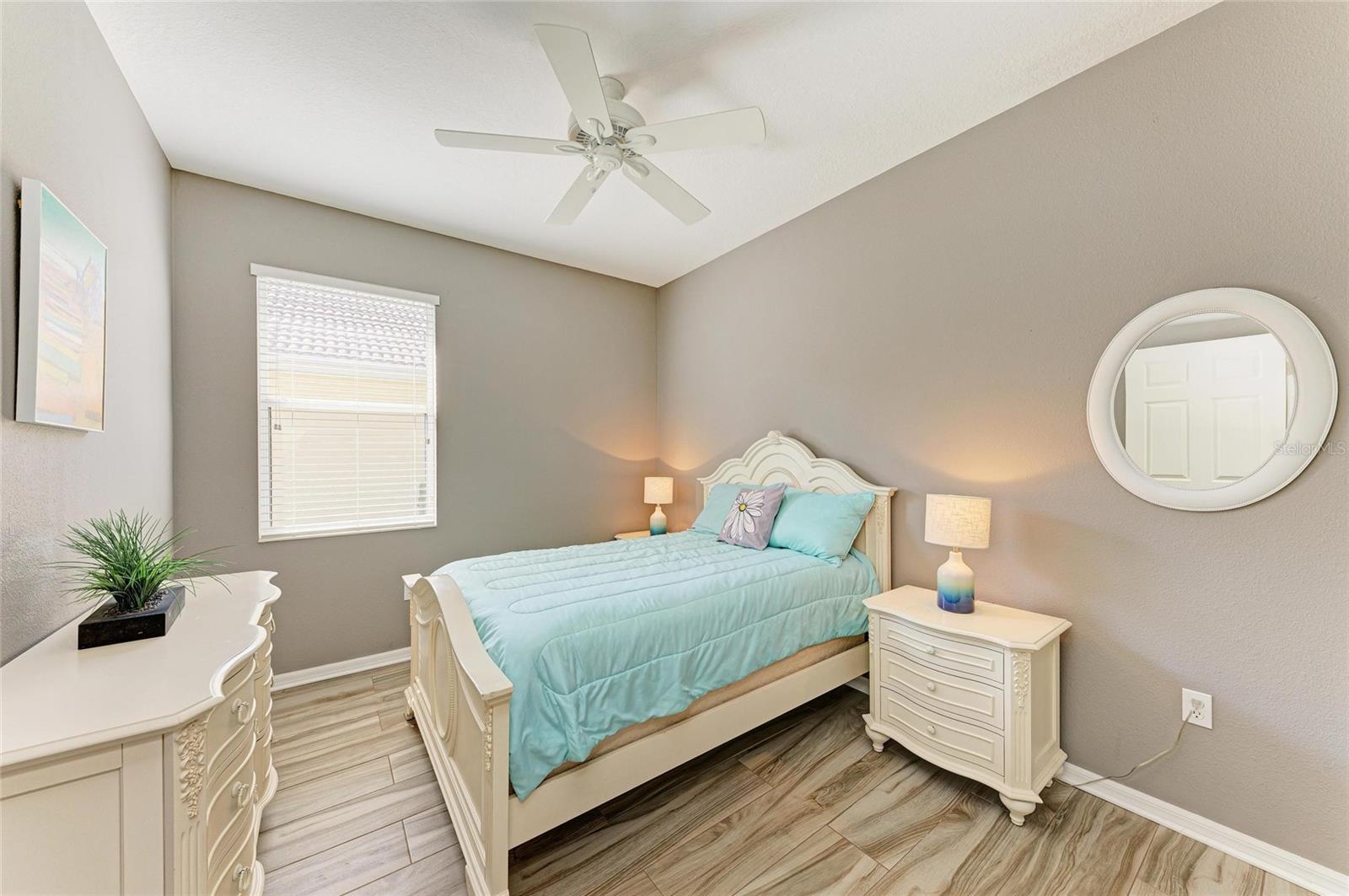 135 RIVER ENCLAVE CT — photo 34