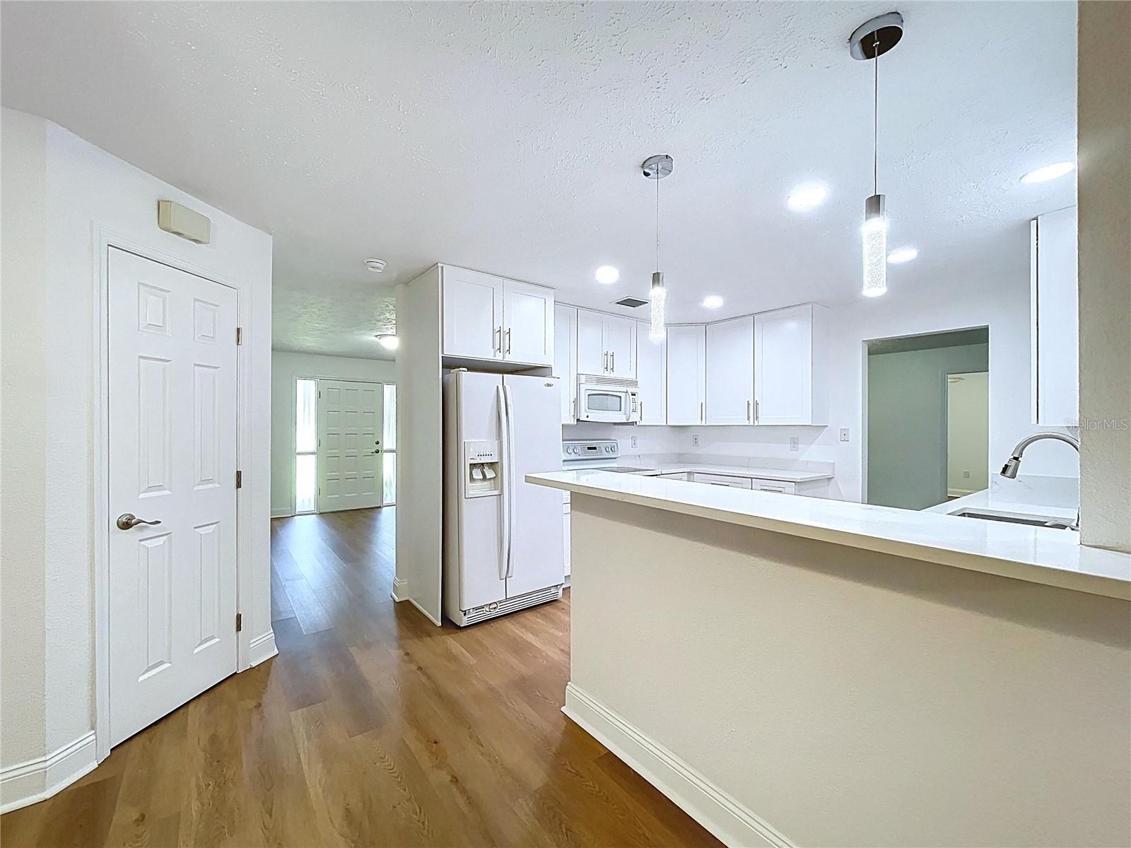 1405 KNIGHTS GRIFFIN RD — photo 33