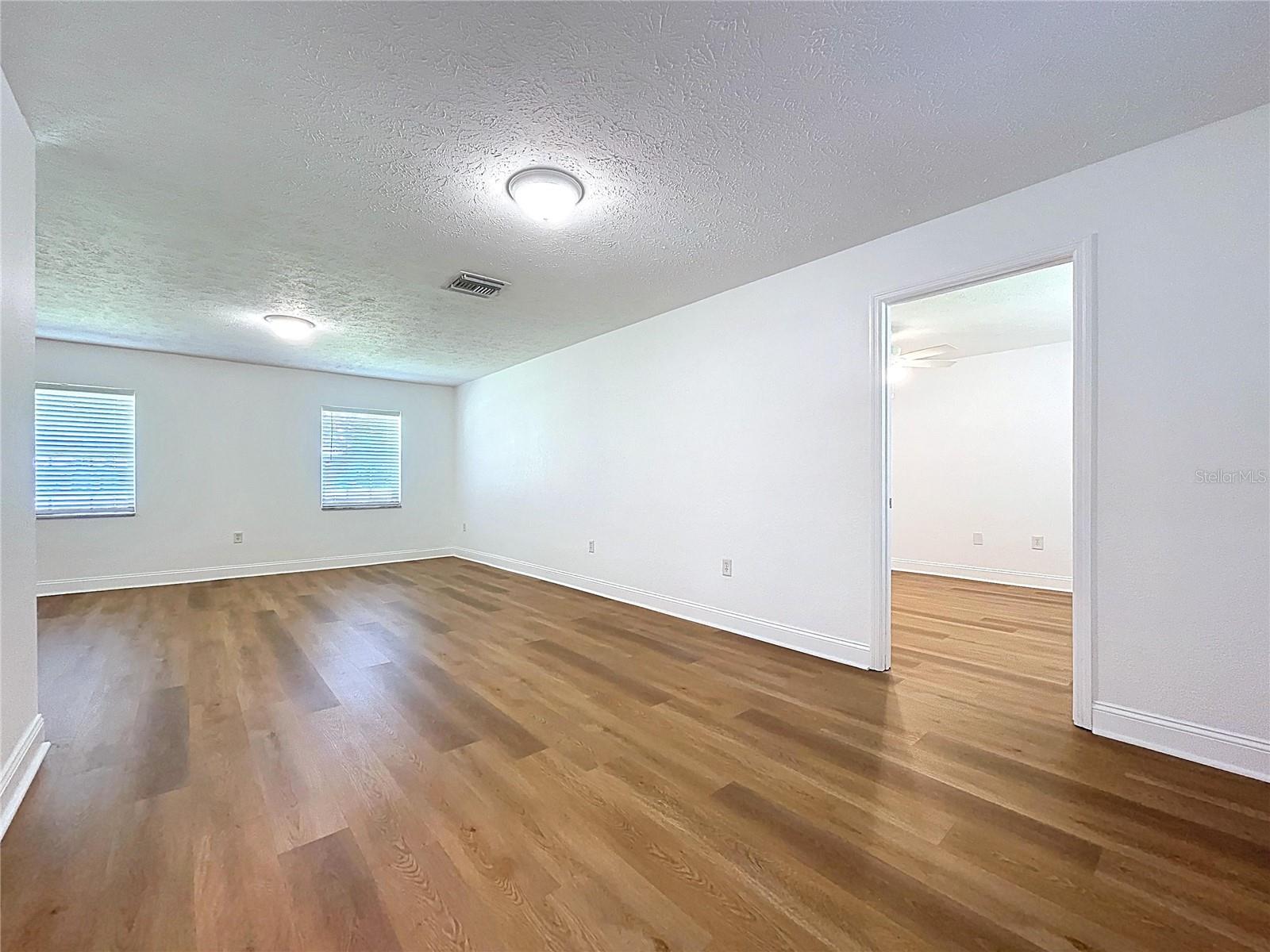 1405 KNIGHTS GRIFFIN RD — photo 26
