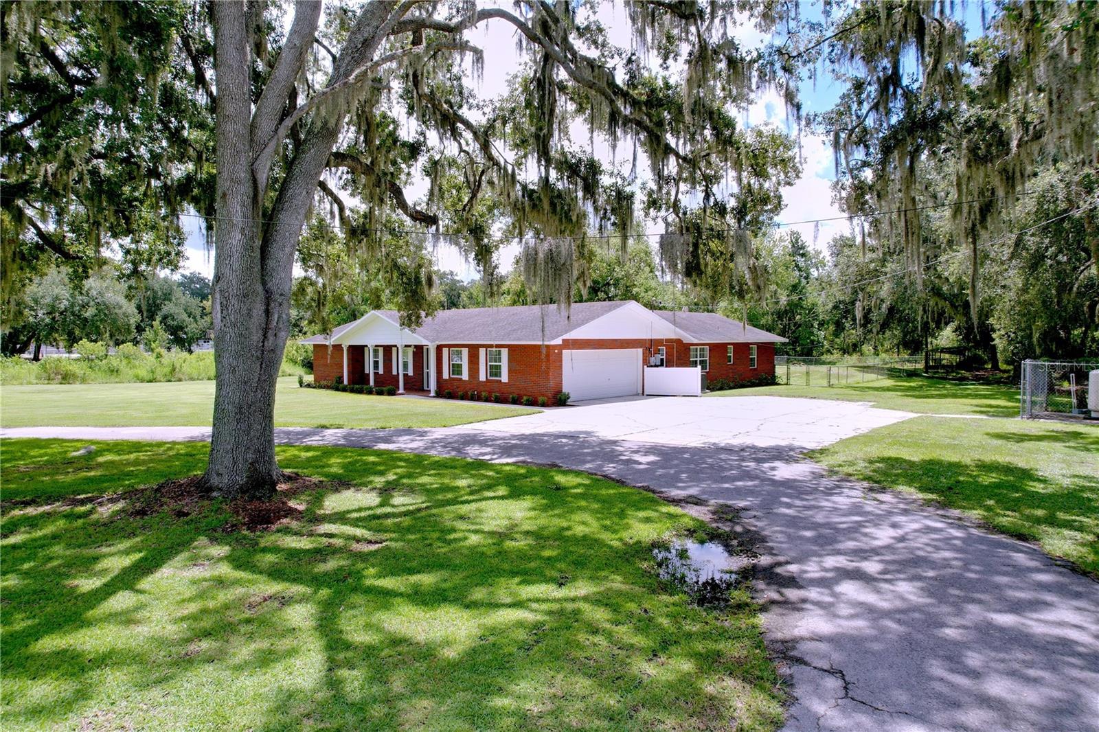 1405 KNIGHTS GRIFFIN RD — photo 10