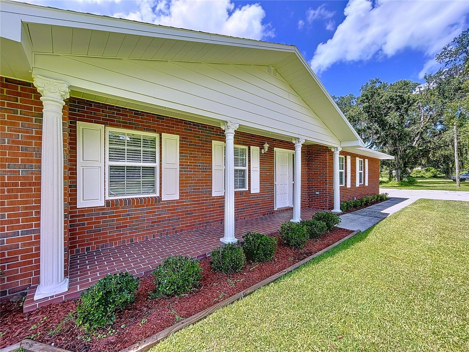 1405 KNIGHTS GRIFFIN RD — photo 11