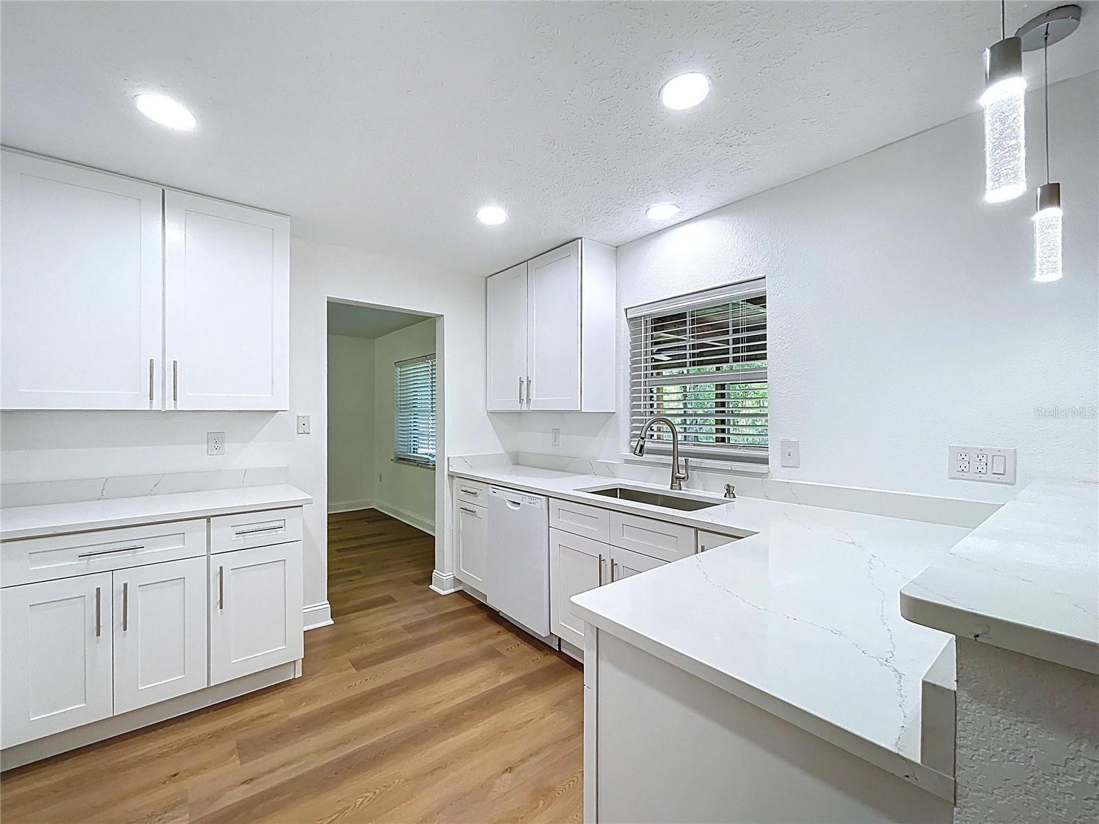 1405 KNIGHTS GRIFFIN RD — photo 36