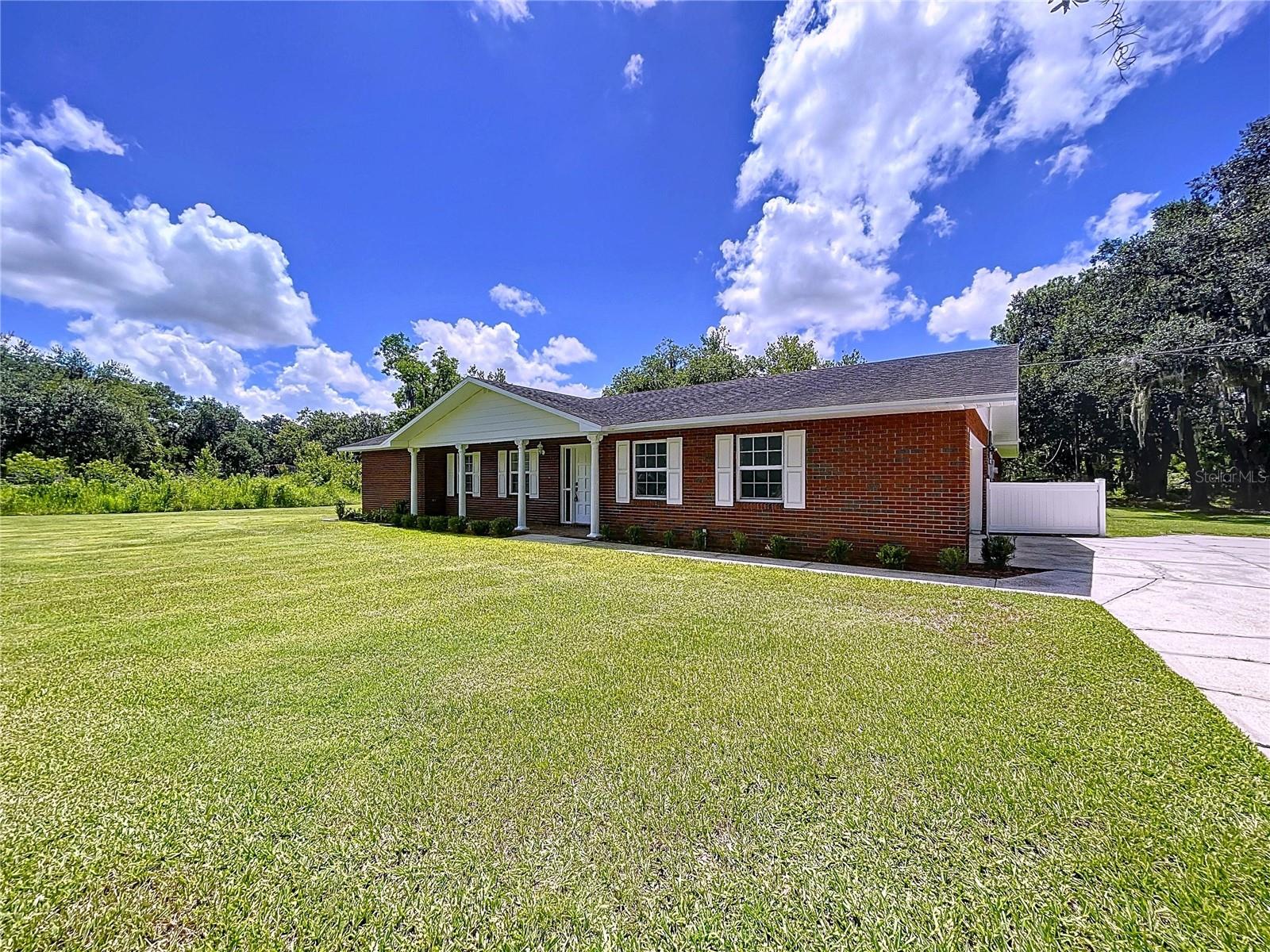 1405 KNIGHTS GRIFFIN RD — photo 9