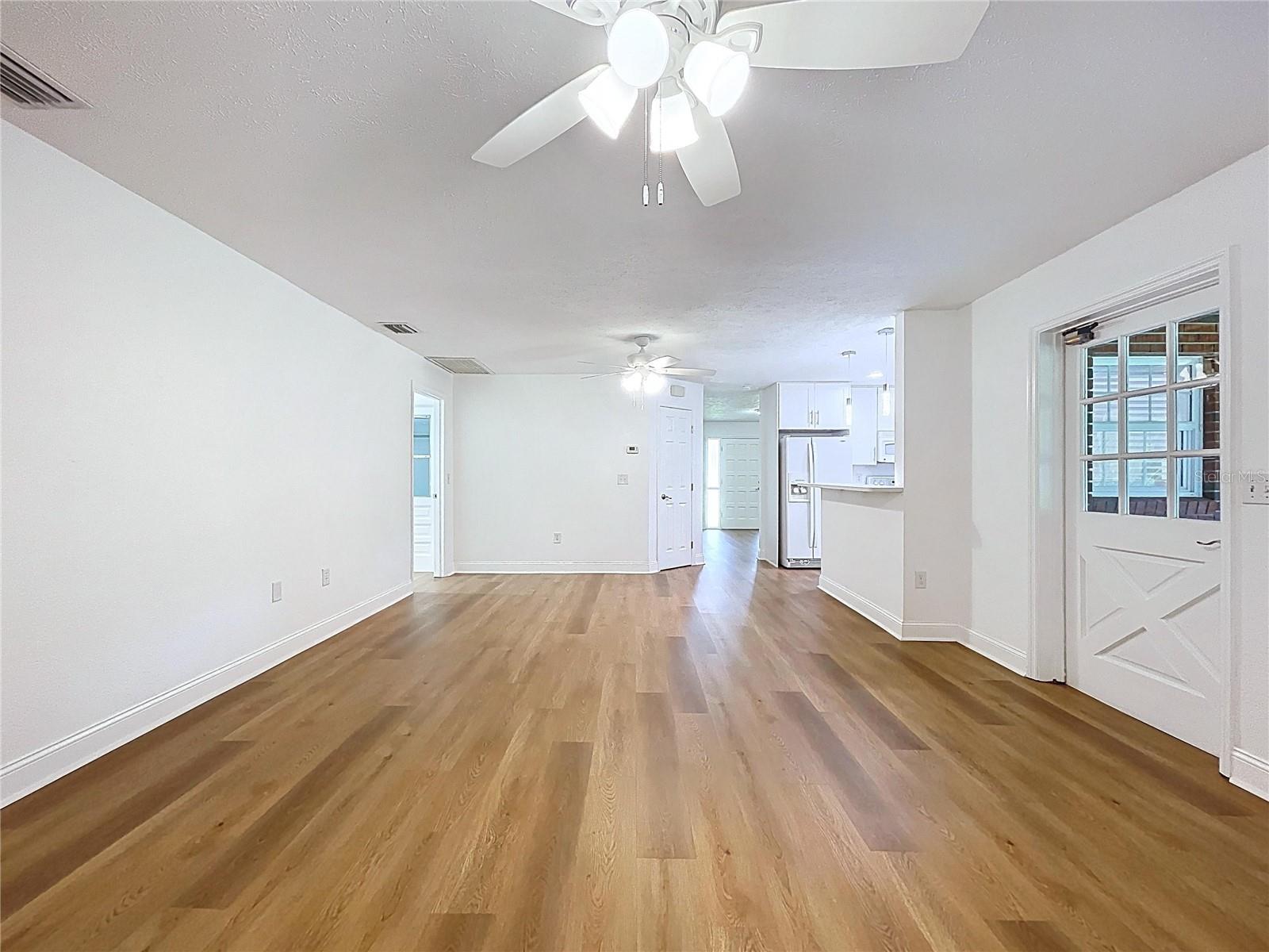 1405 KNIGHTS GRIFFIN RD — photo 30