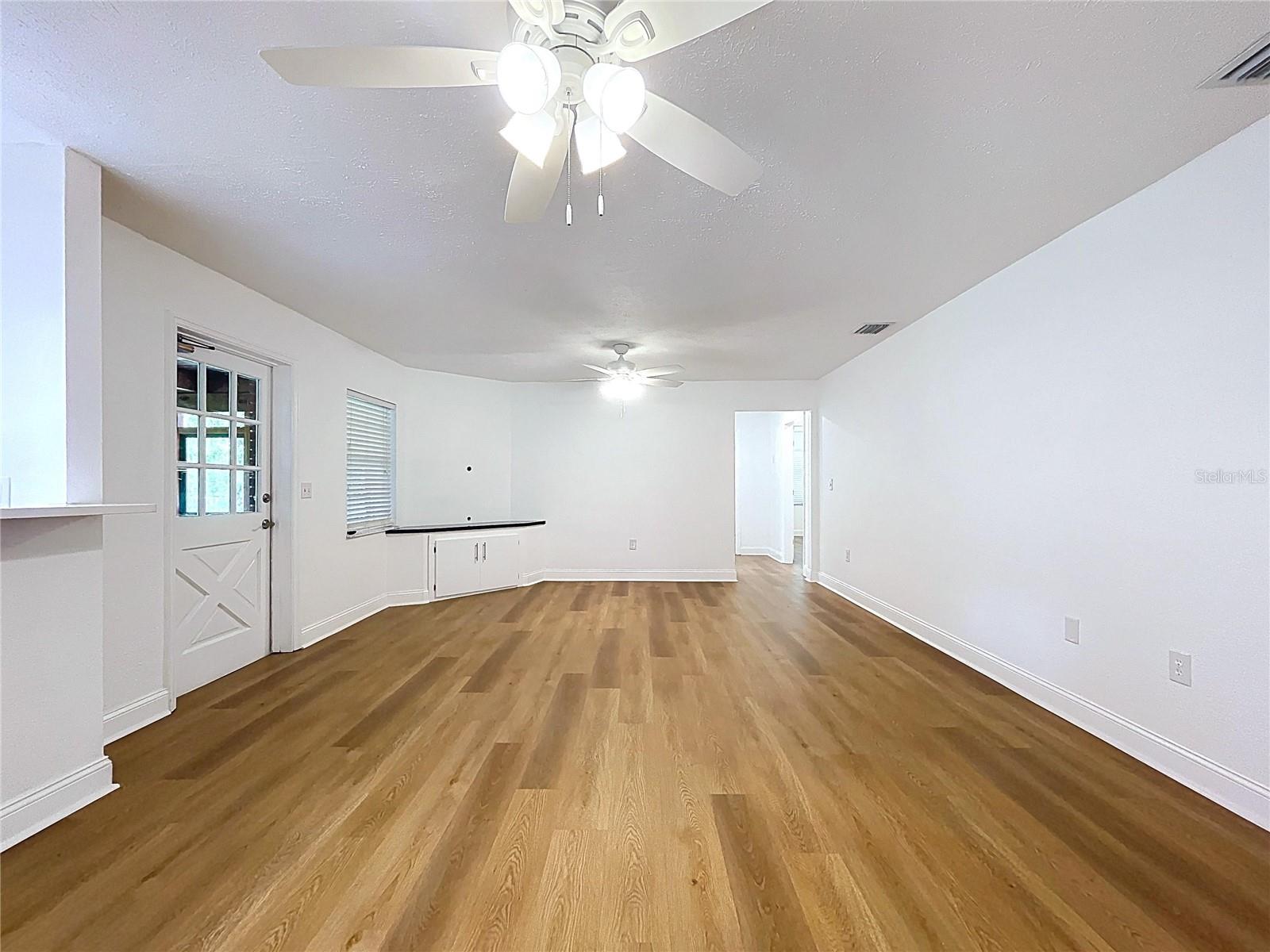 1405 KNIGHTS GRIFFIN RD — photo 28