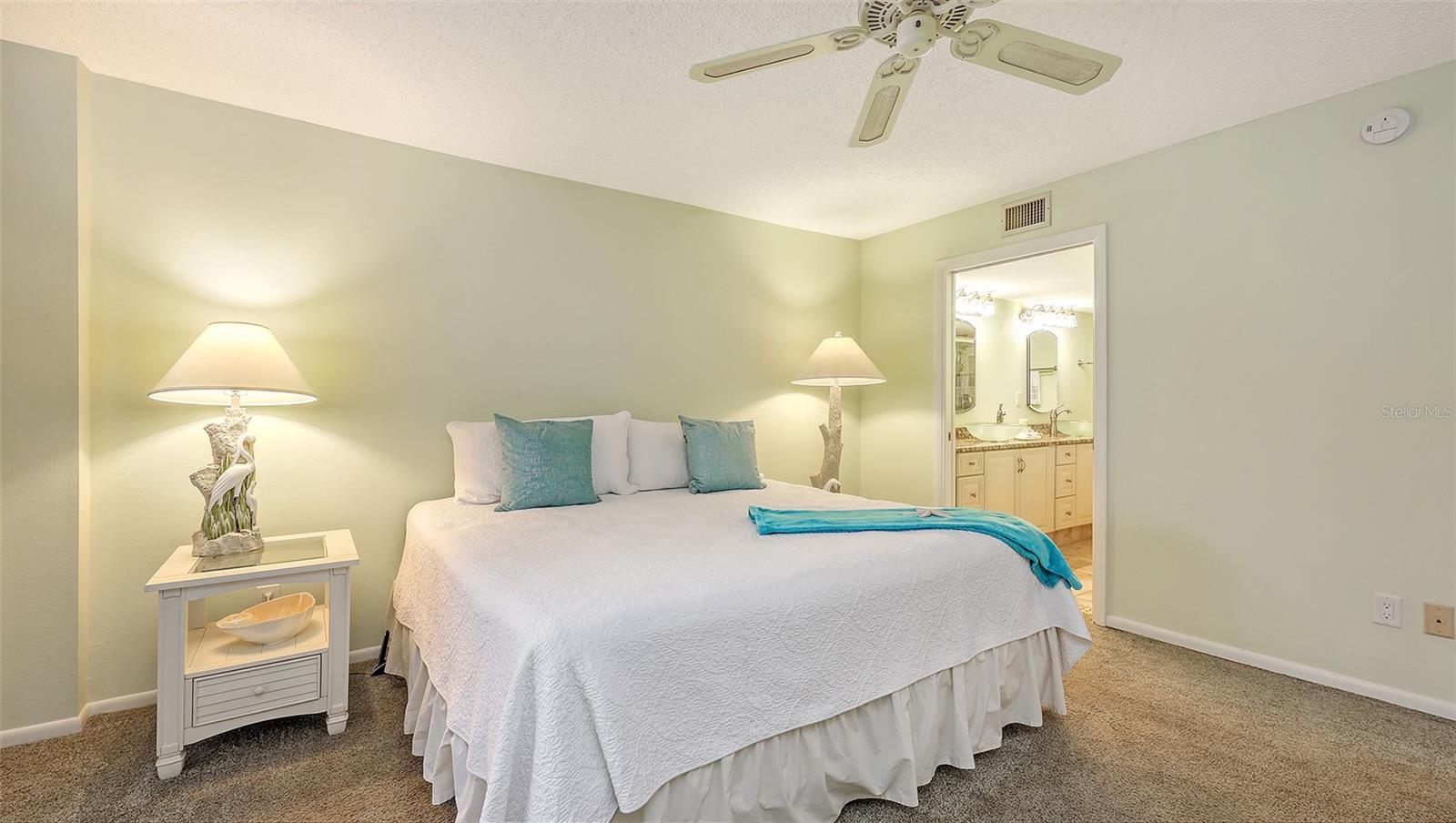 8779 MIDNIGHT PASS RD #401H — photo 22