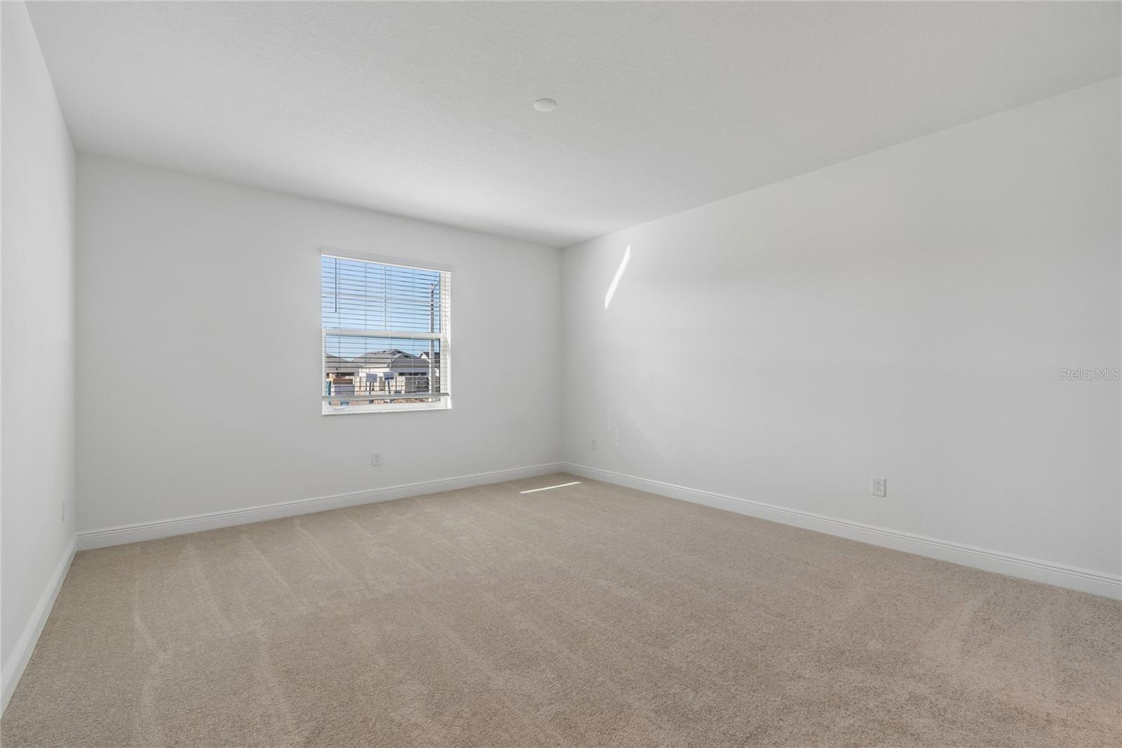 8103 SEAFLOWER PKWY — photo 30