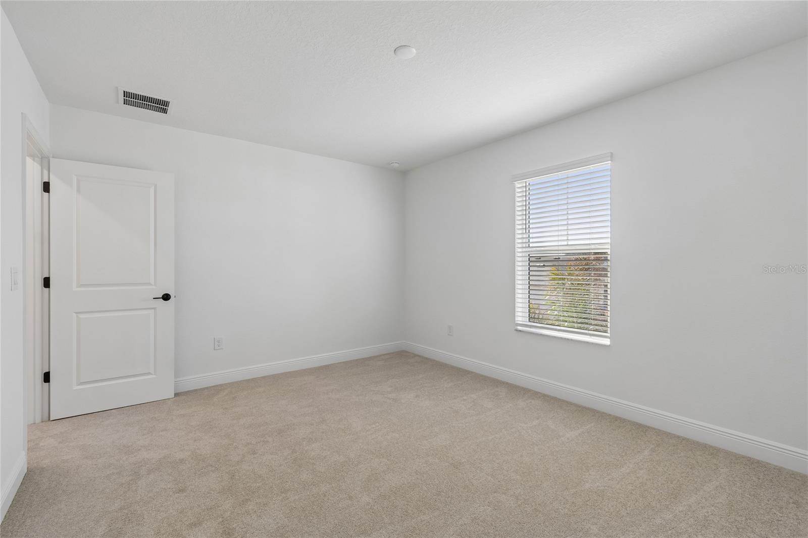 8103 SEAFLOWER PKWY — photo 22