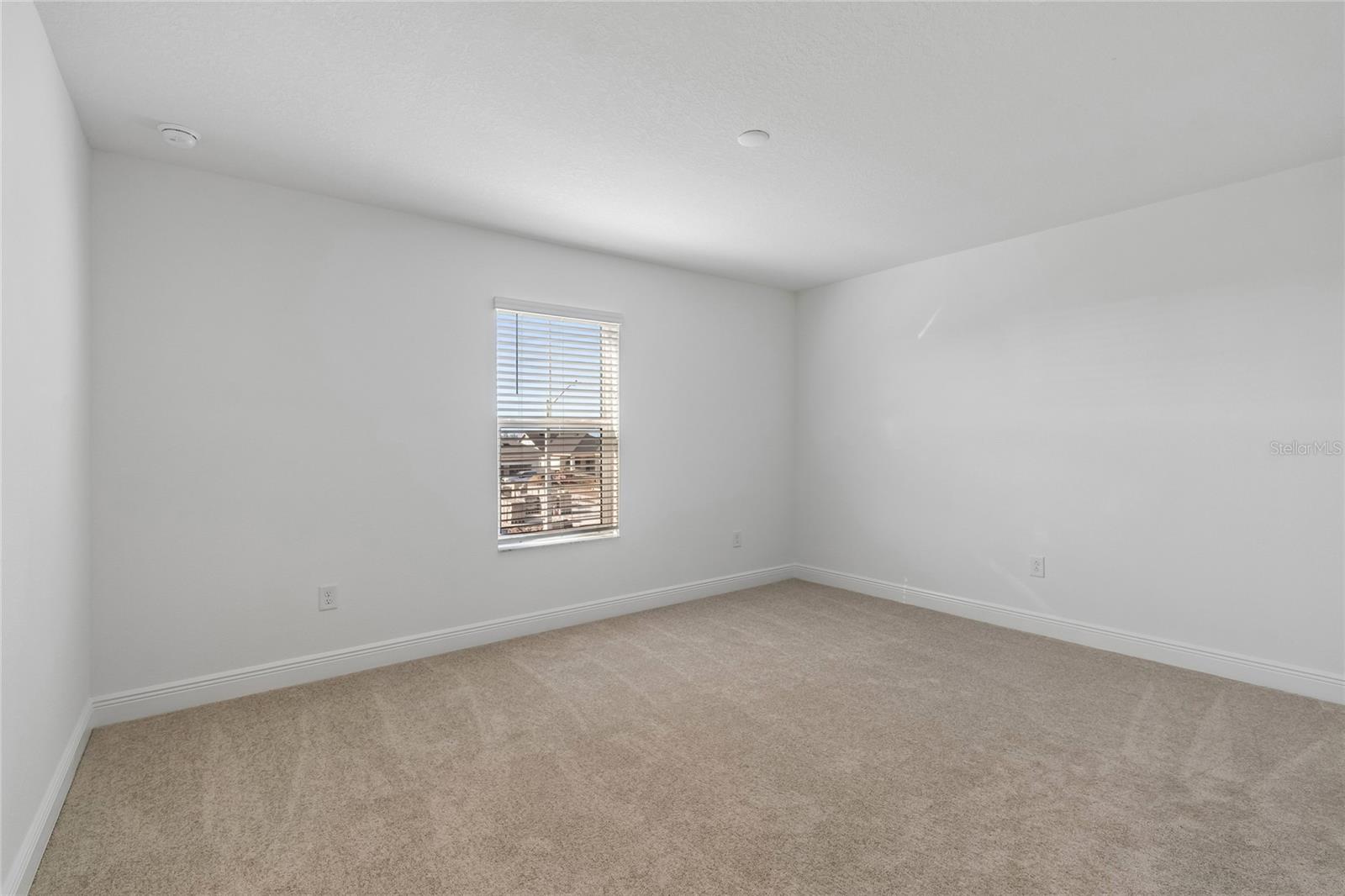 8103 SEAFLOWER PKWY — photo 16